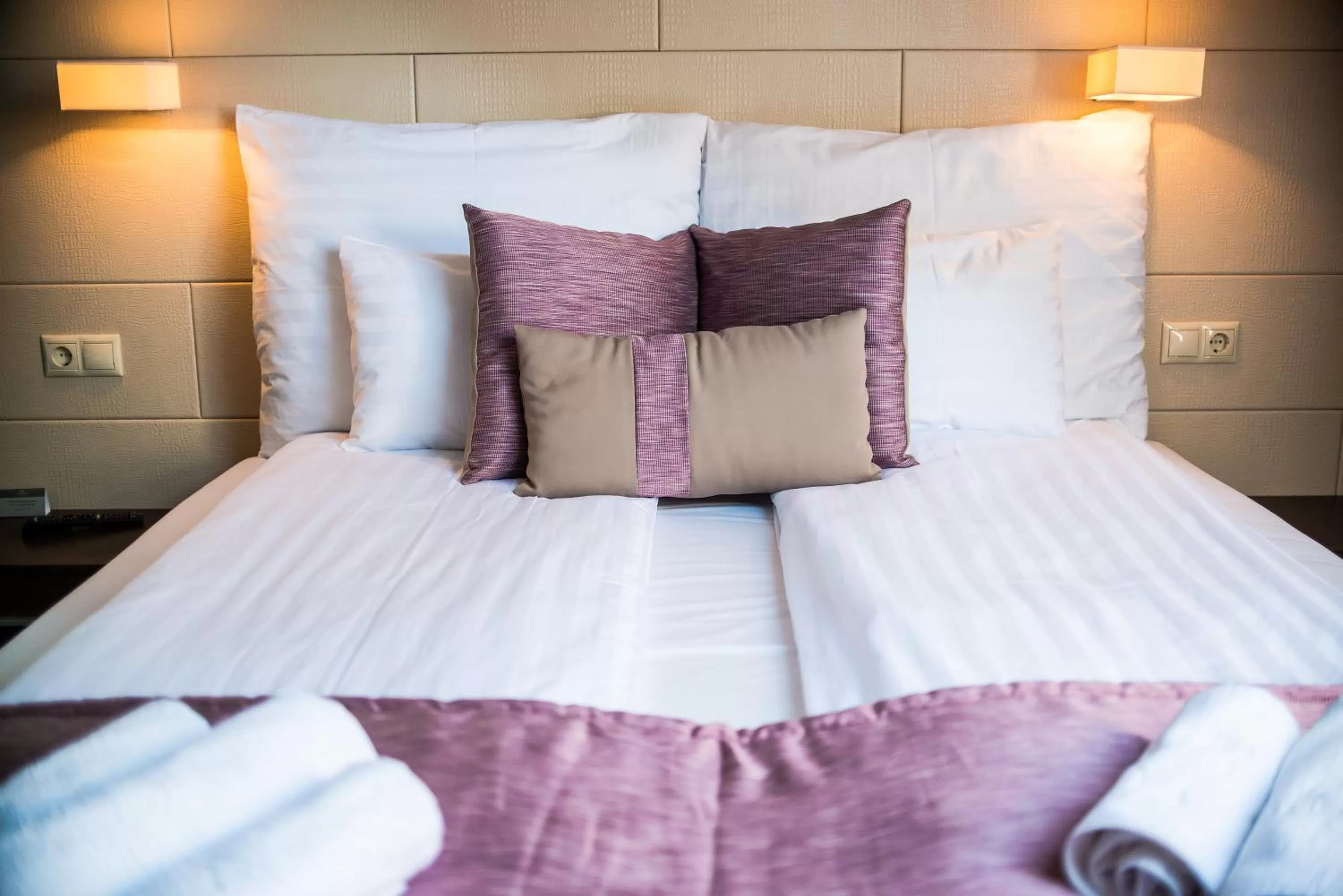 Bed in Hotel Fürdőház