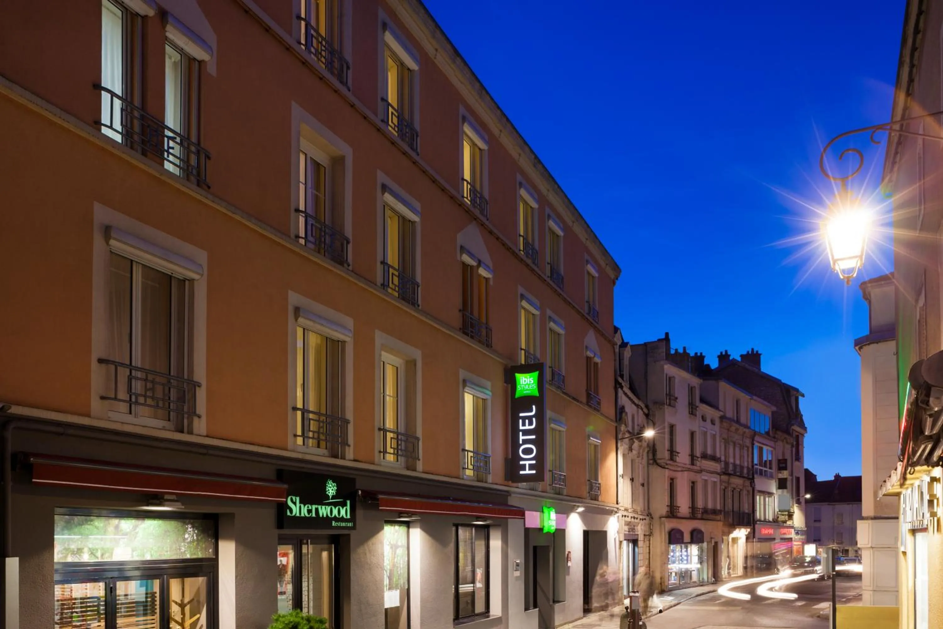 Property building in ibis Styles Chaumont Centre Gare