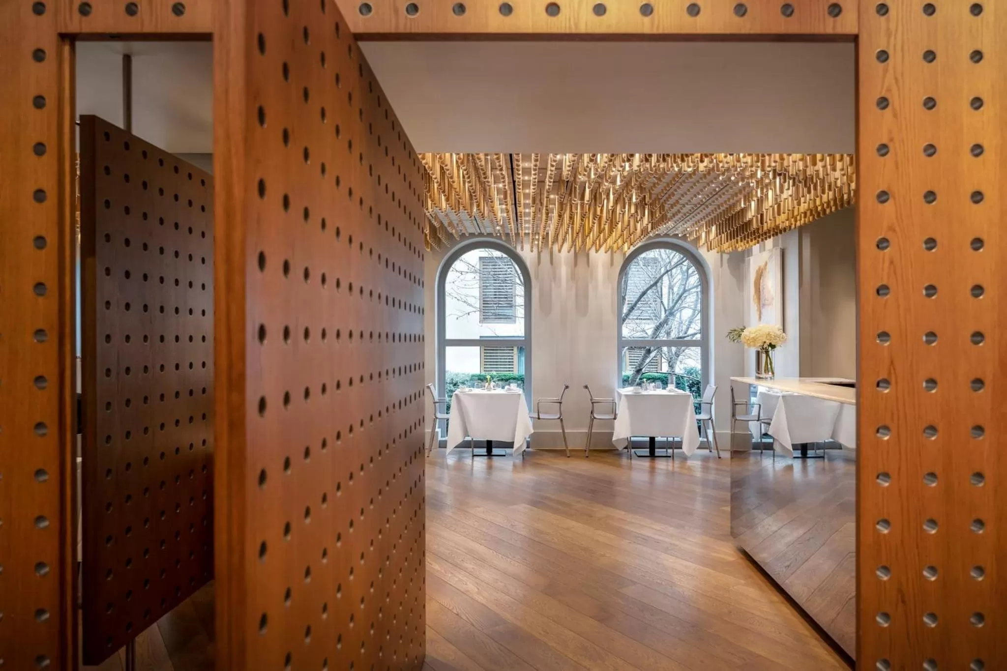 Restaurant/places to eat in COMO The Halkin