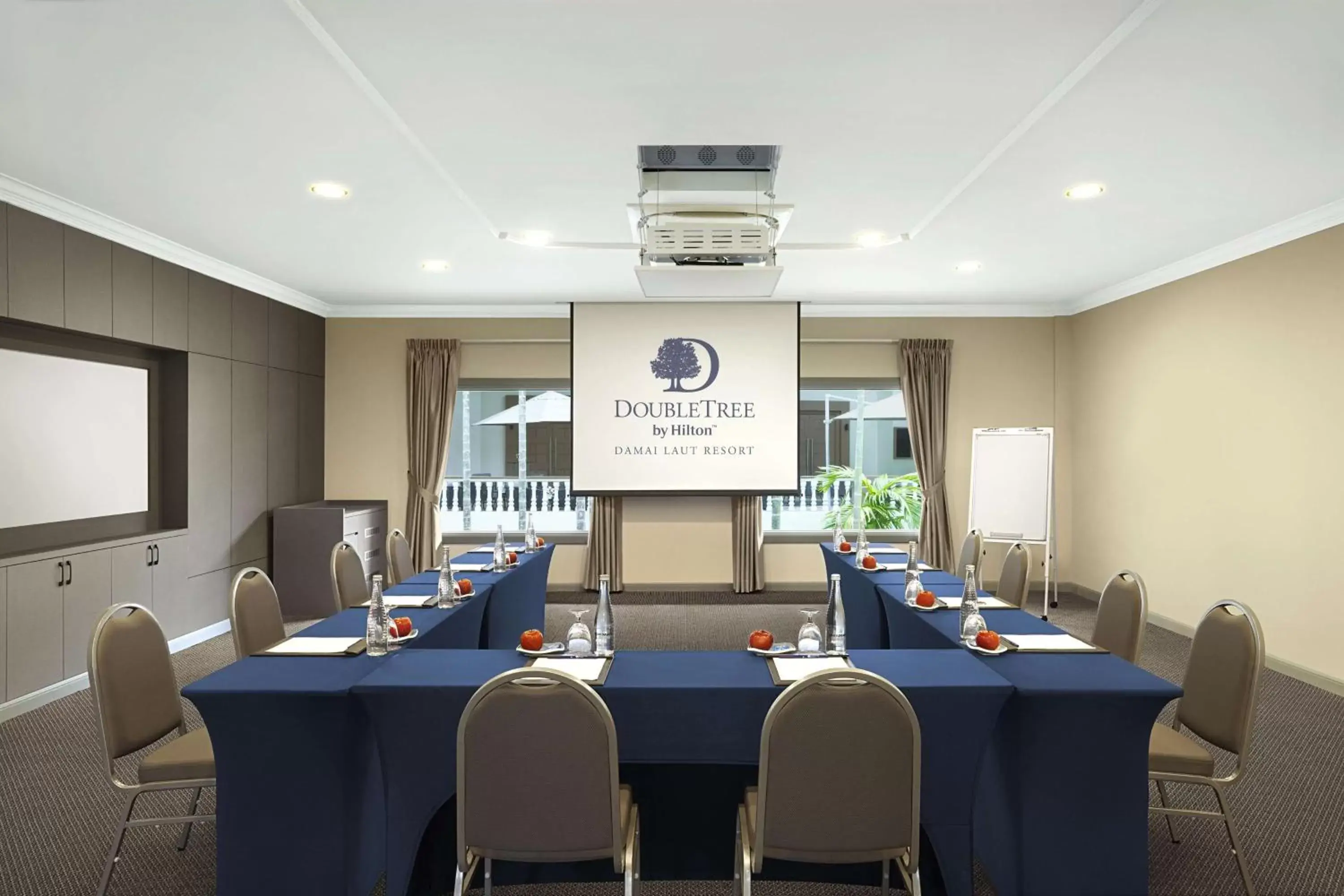Meeting/conference room in DoubleTree by Hilton Damai Laut