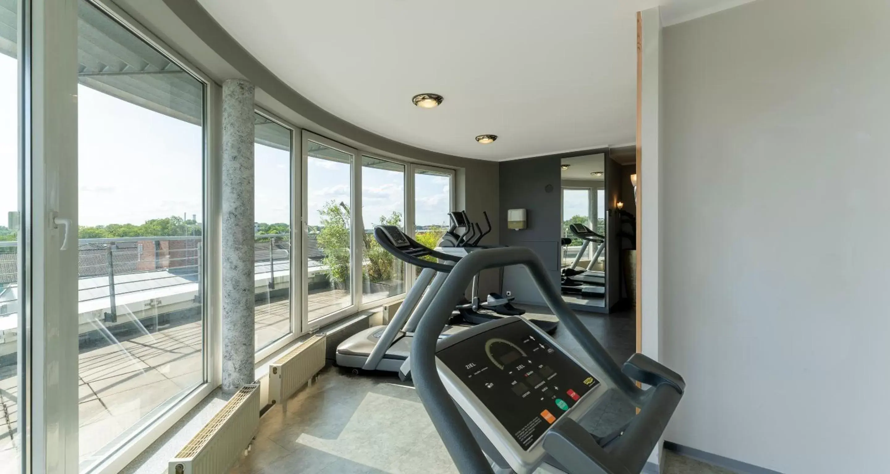 Fitness centre/facilities in PLAZA Premium Köln Fitness centre/facilities in PLAZA Premium Köln