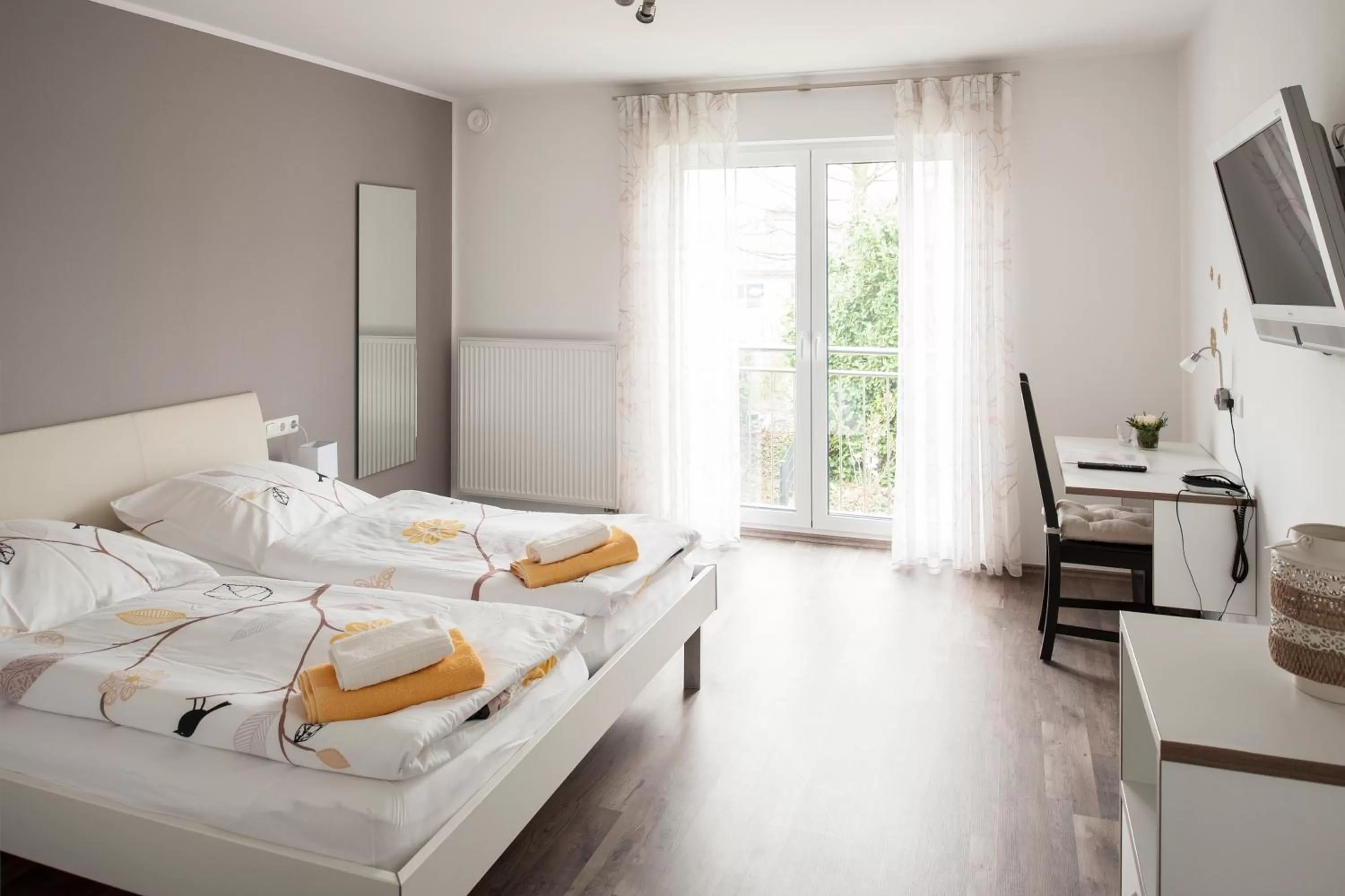 Bed in Schwanenhof Hotel und Restaurant