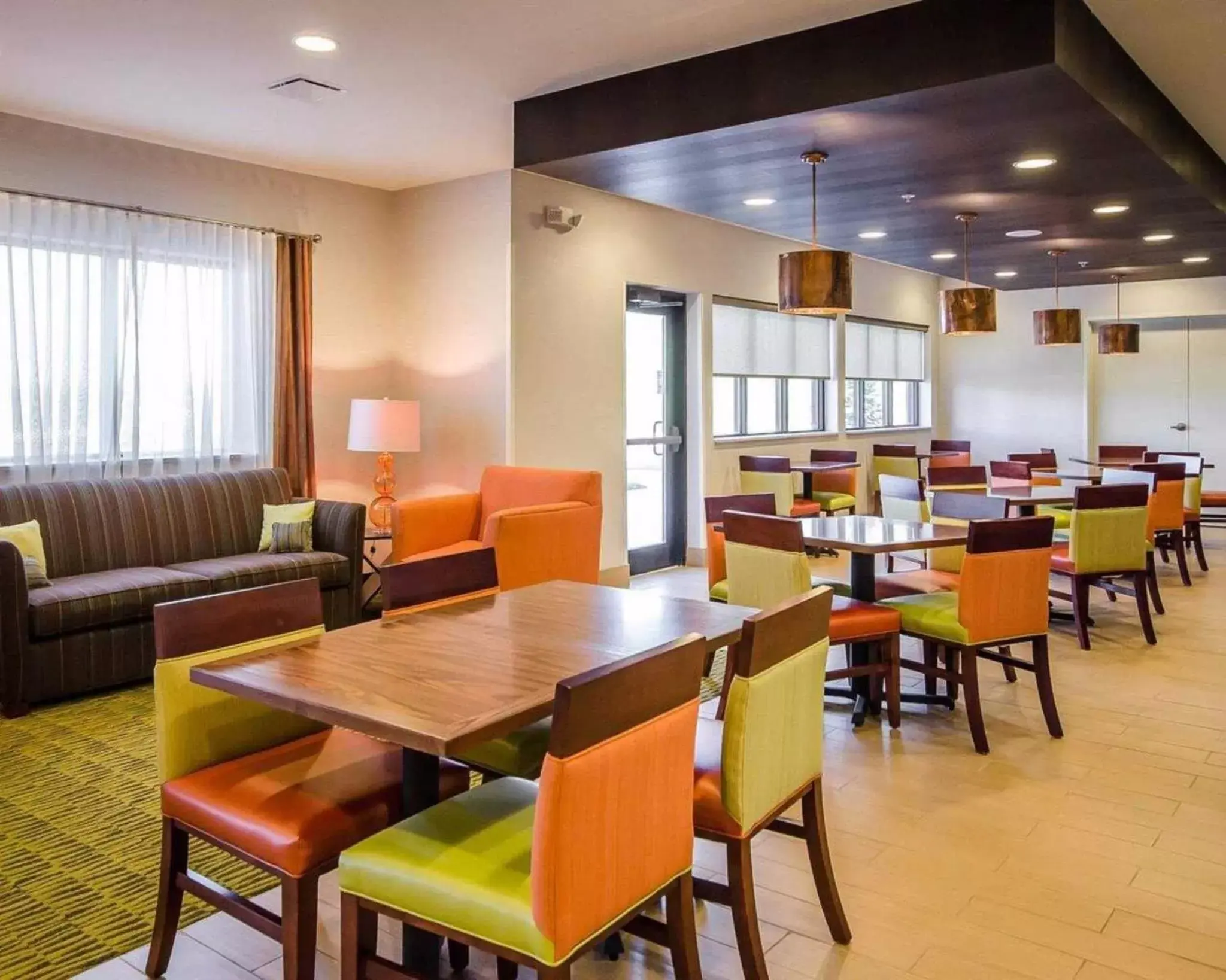 Lobby or reception, Restaurant/Places to Eat in Comfort Inn