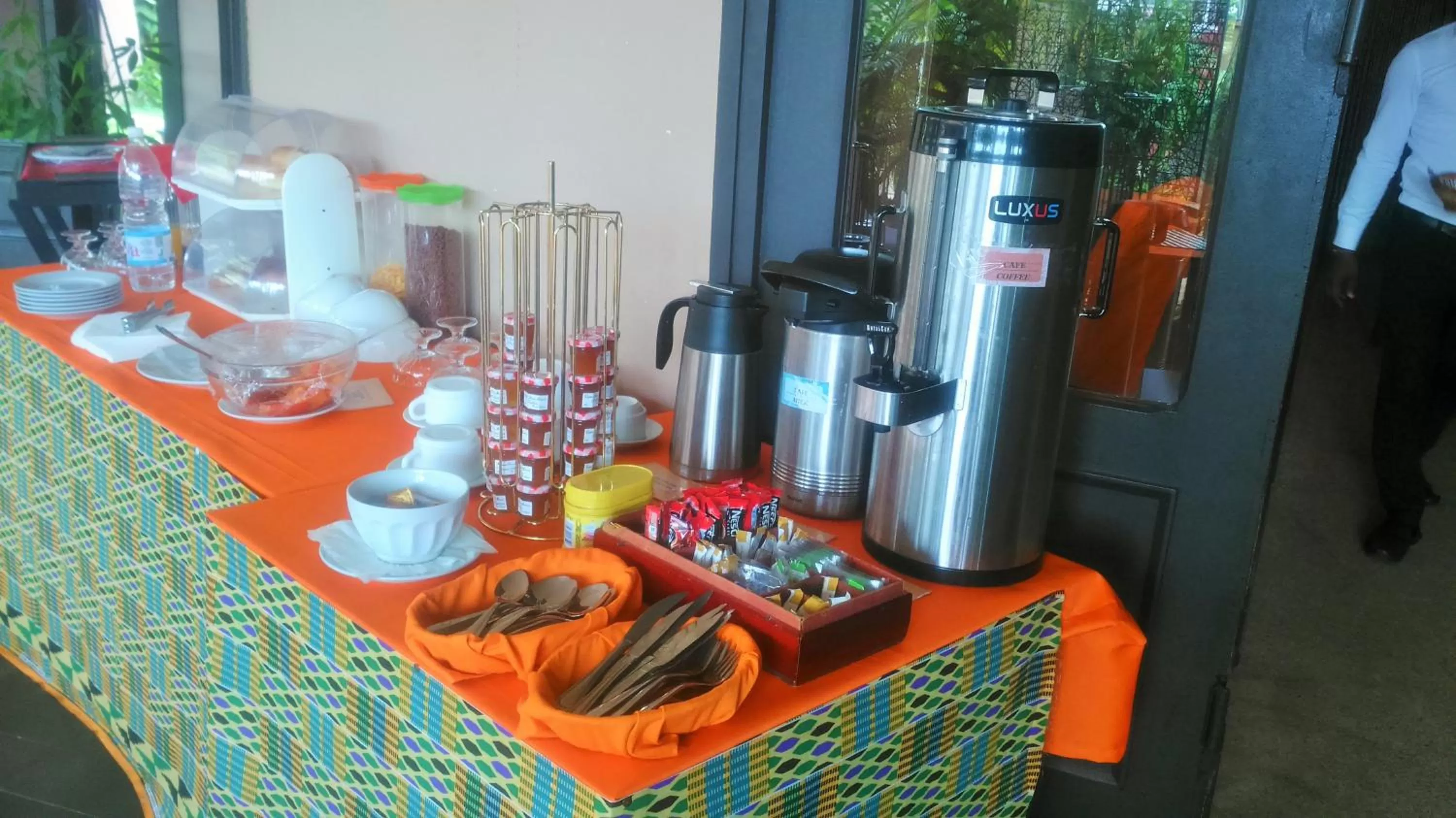 Coffee/tea facilities in Hotel Le Marly