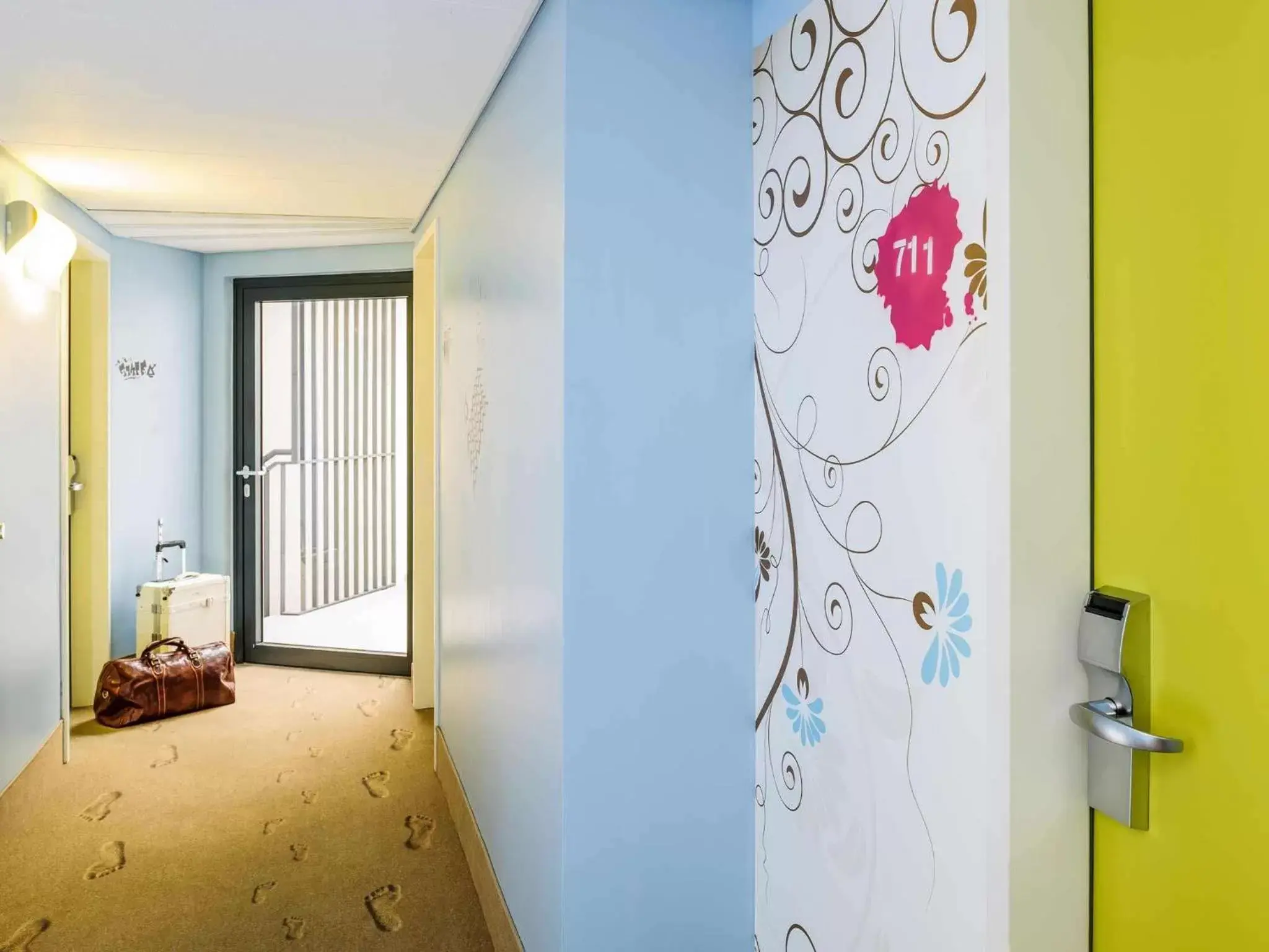 Property building, Bathroom in ibis Styles Hotel Berlin Mitte