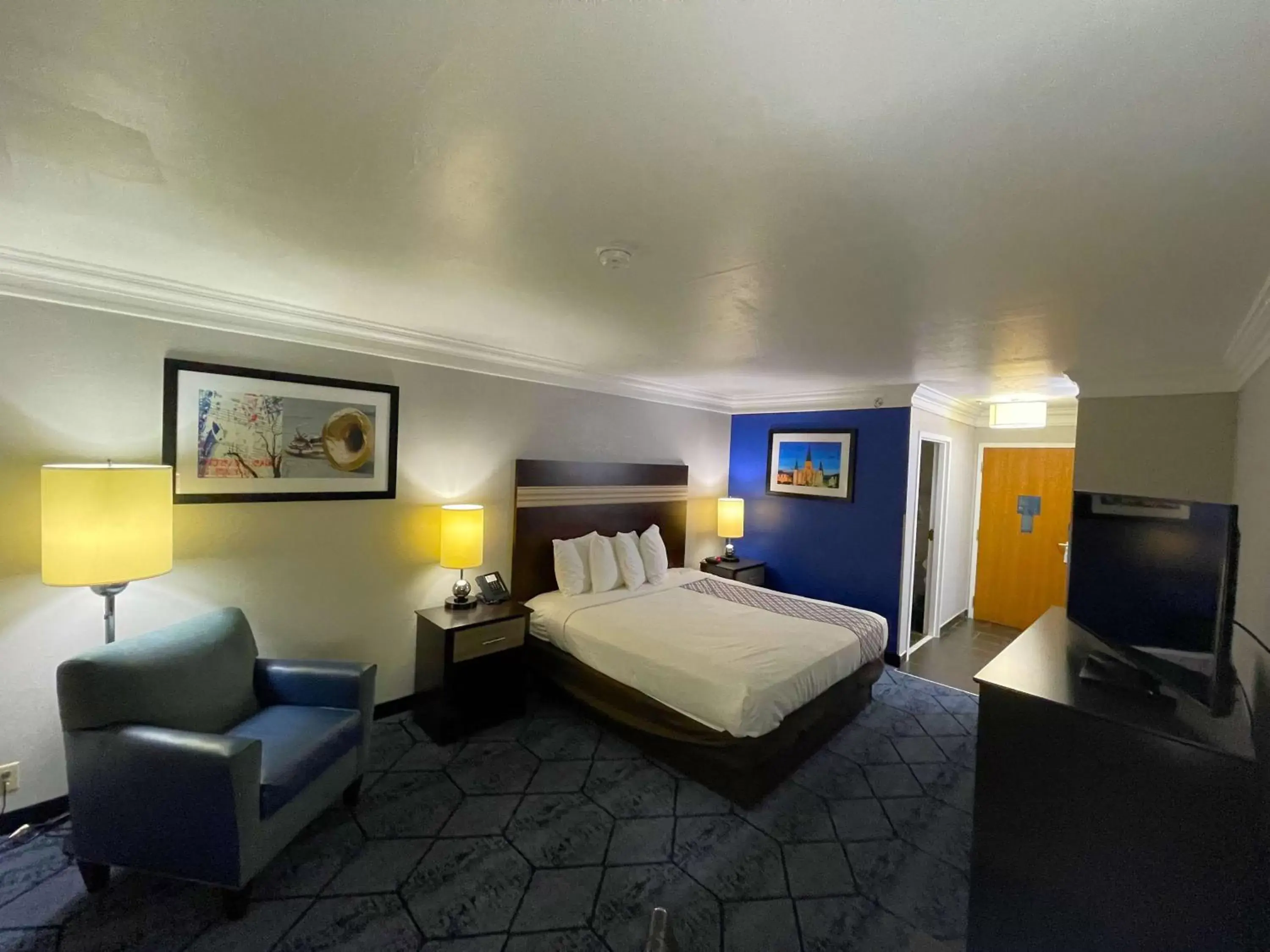 Bedroom in Best Western Slidell Hotel