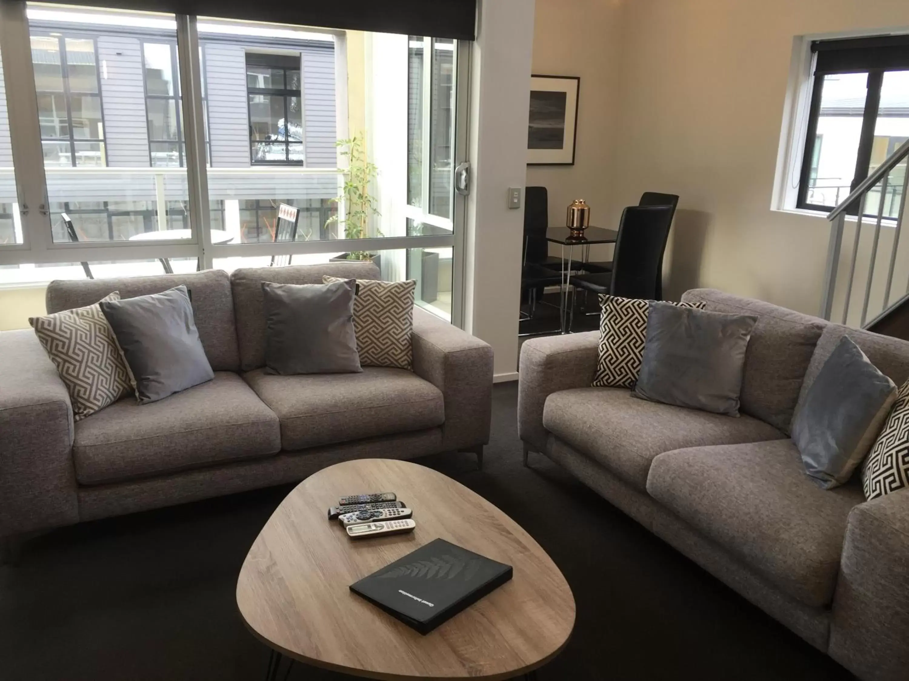 Seating Area in Southwark Hotel & Apartments