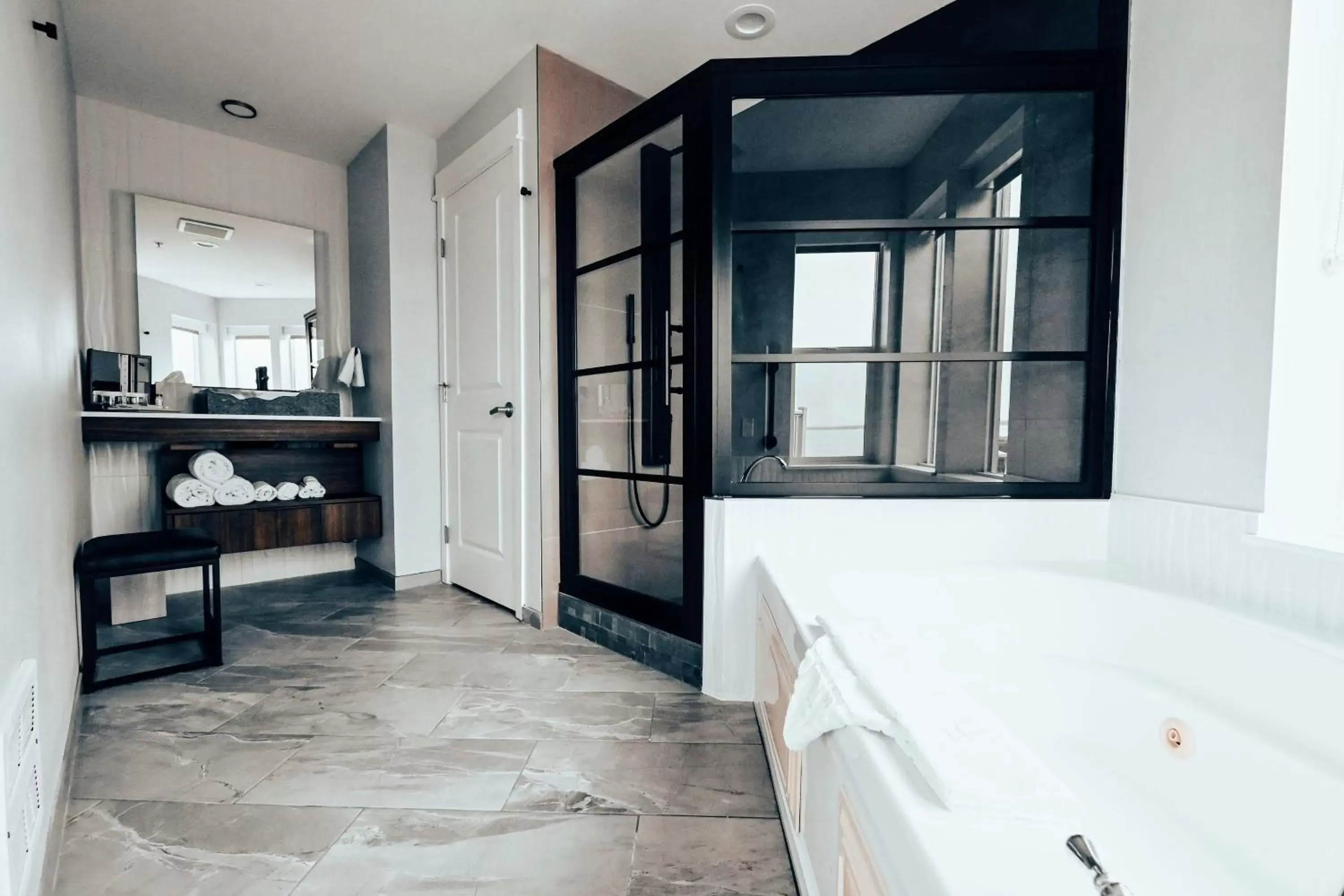 Bathroom in Cannery Pier Hotel & Spa