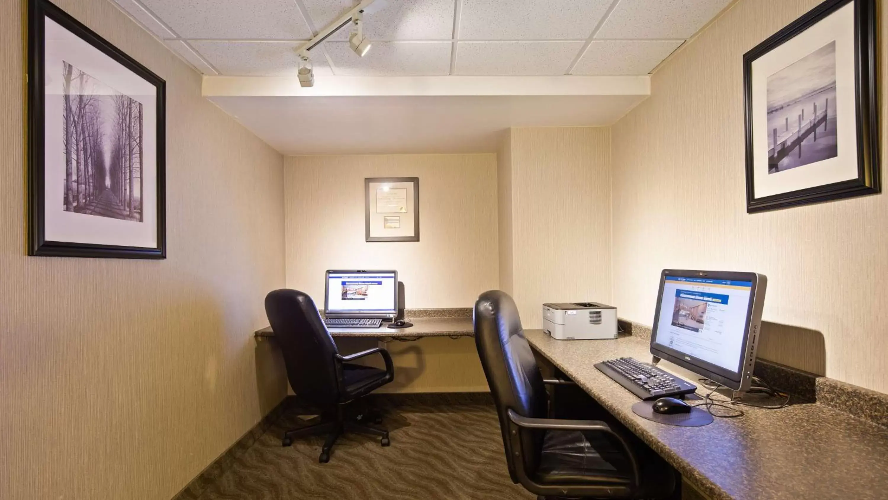 On site, Business Area/Conference Room in Best Western North Bay Hotel & Conference Centre