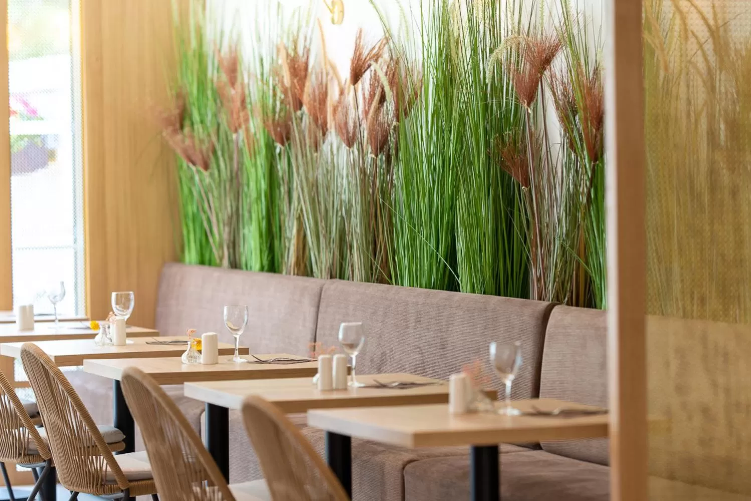 Restaurant/places to eat in Best Western Hotel du Lac Dunkerque- Restaurant ouvert 7/7 midi et soir