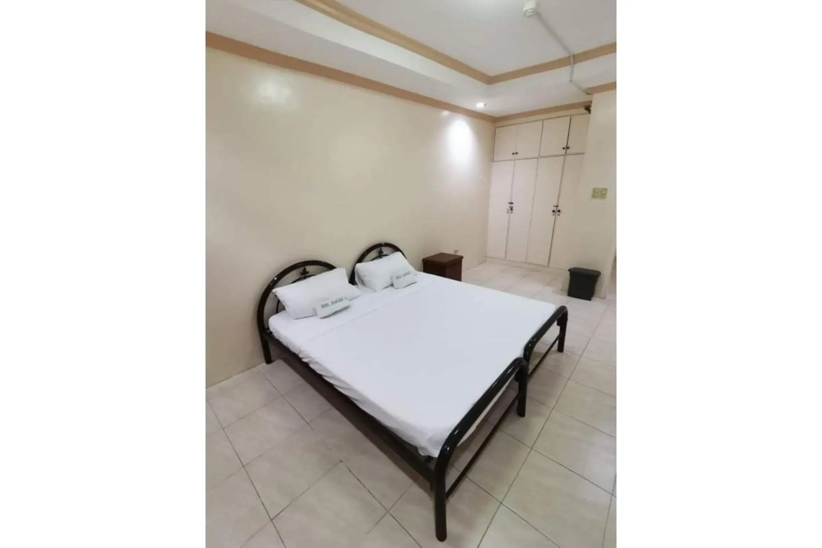 Bedroom, Bed in OYO 799 Ddd Habitat Iloilo