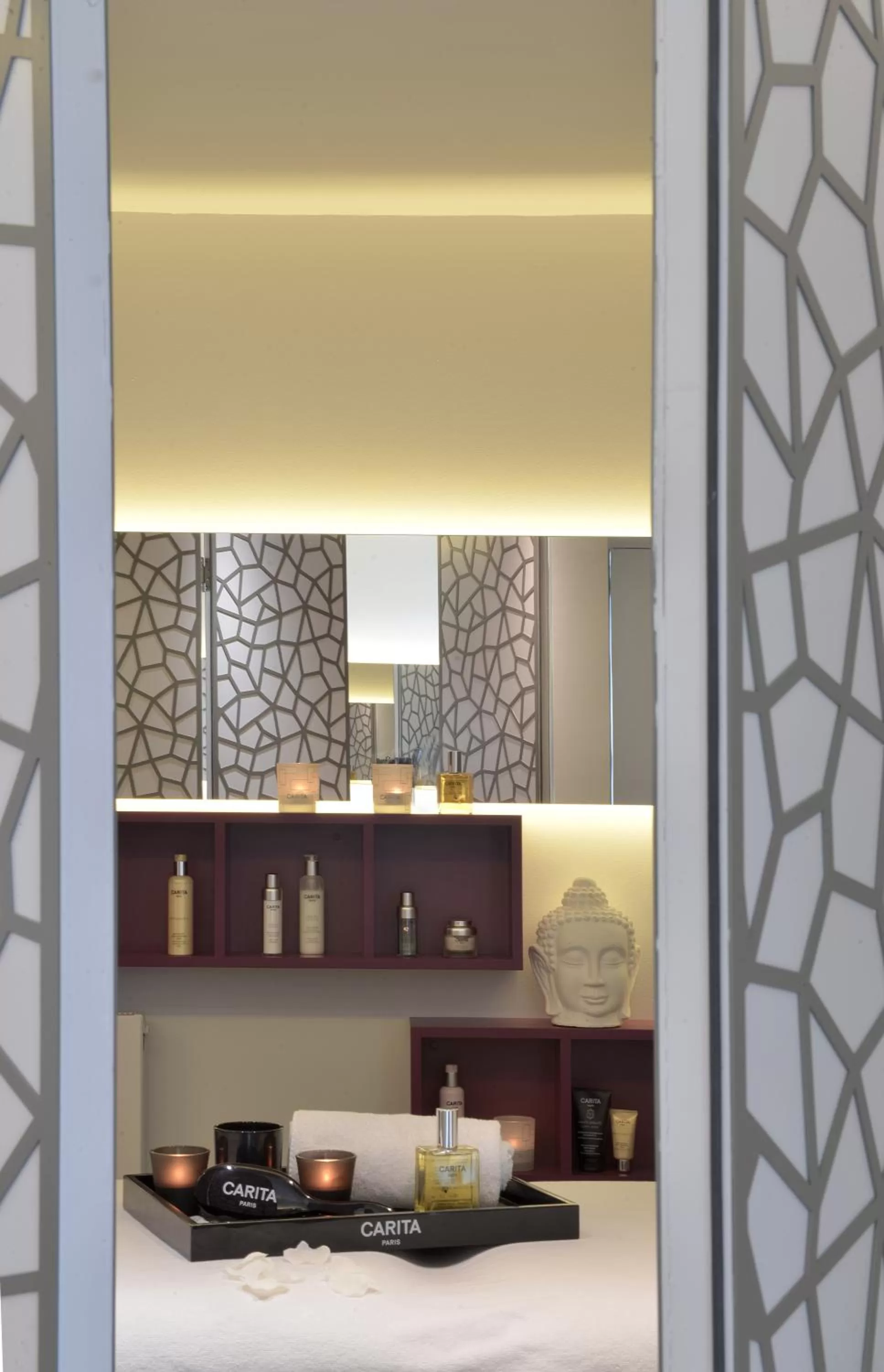 Massage in Hostellerie de la Pointe Saint-Mathieu - SPA & Restaurant