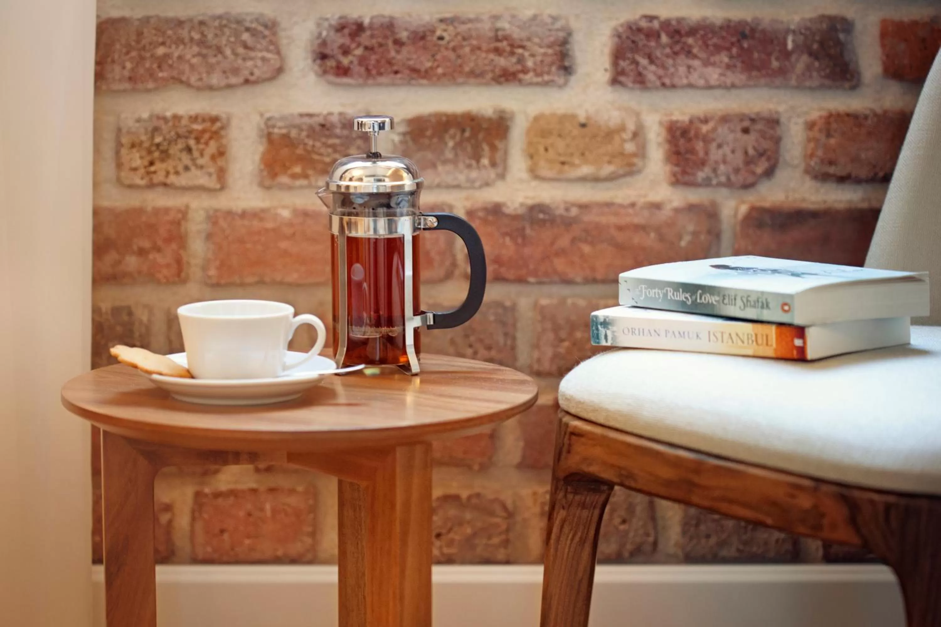 Drinks in Hotel Miniature - Ottoman Mansion