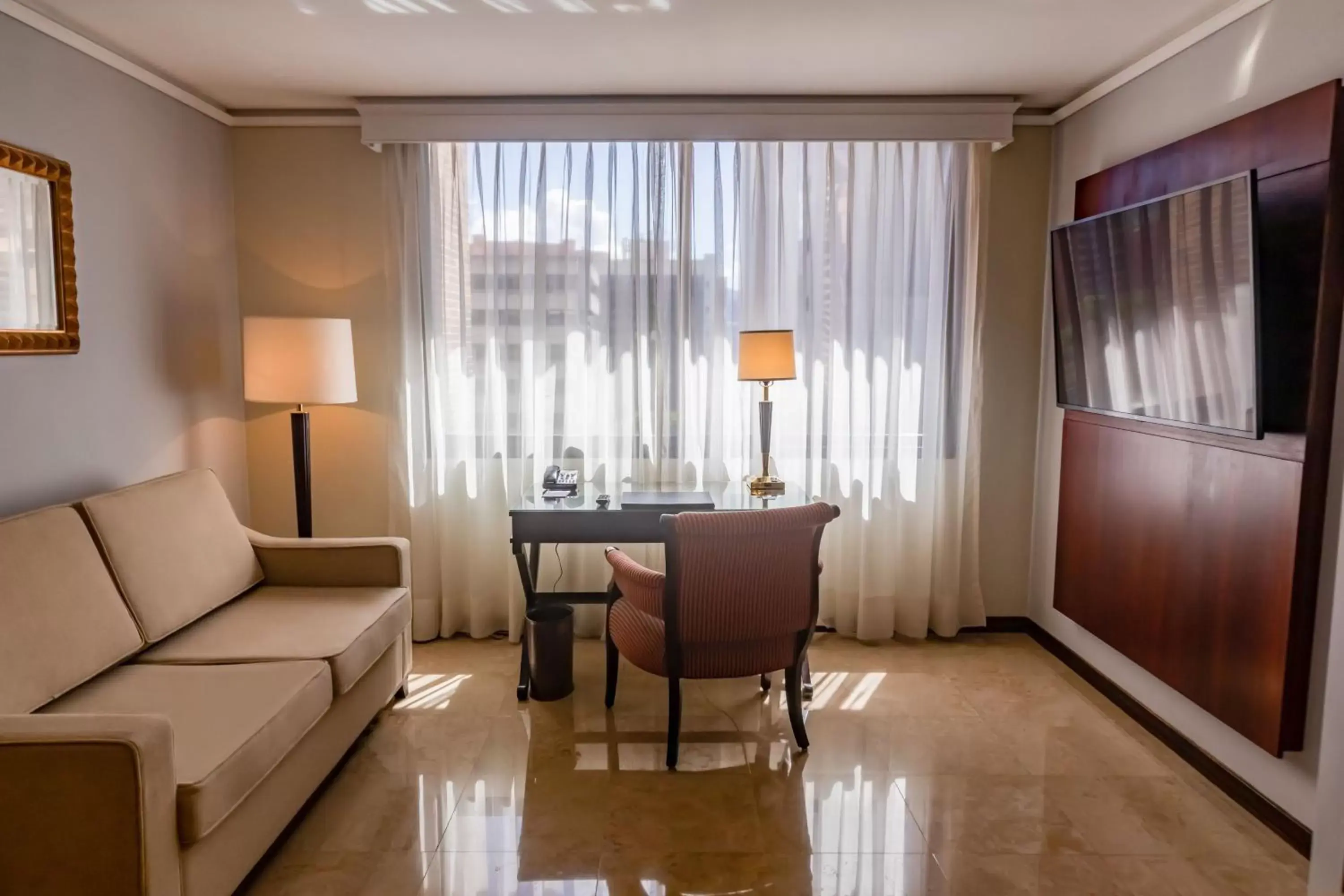 Bedroom, Seating Area in JW Marriott Caracas