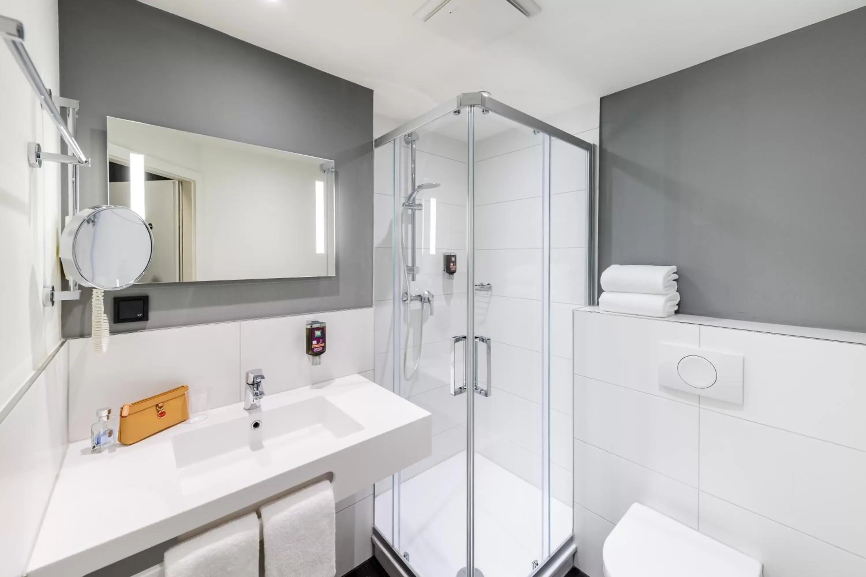 Shower, Bathroom in ibis Styles Halle