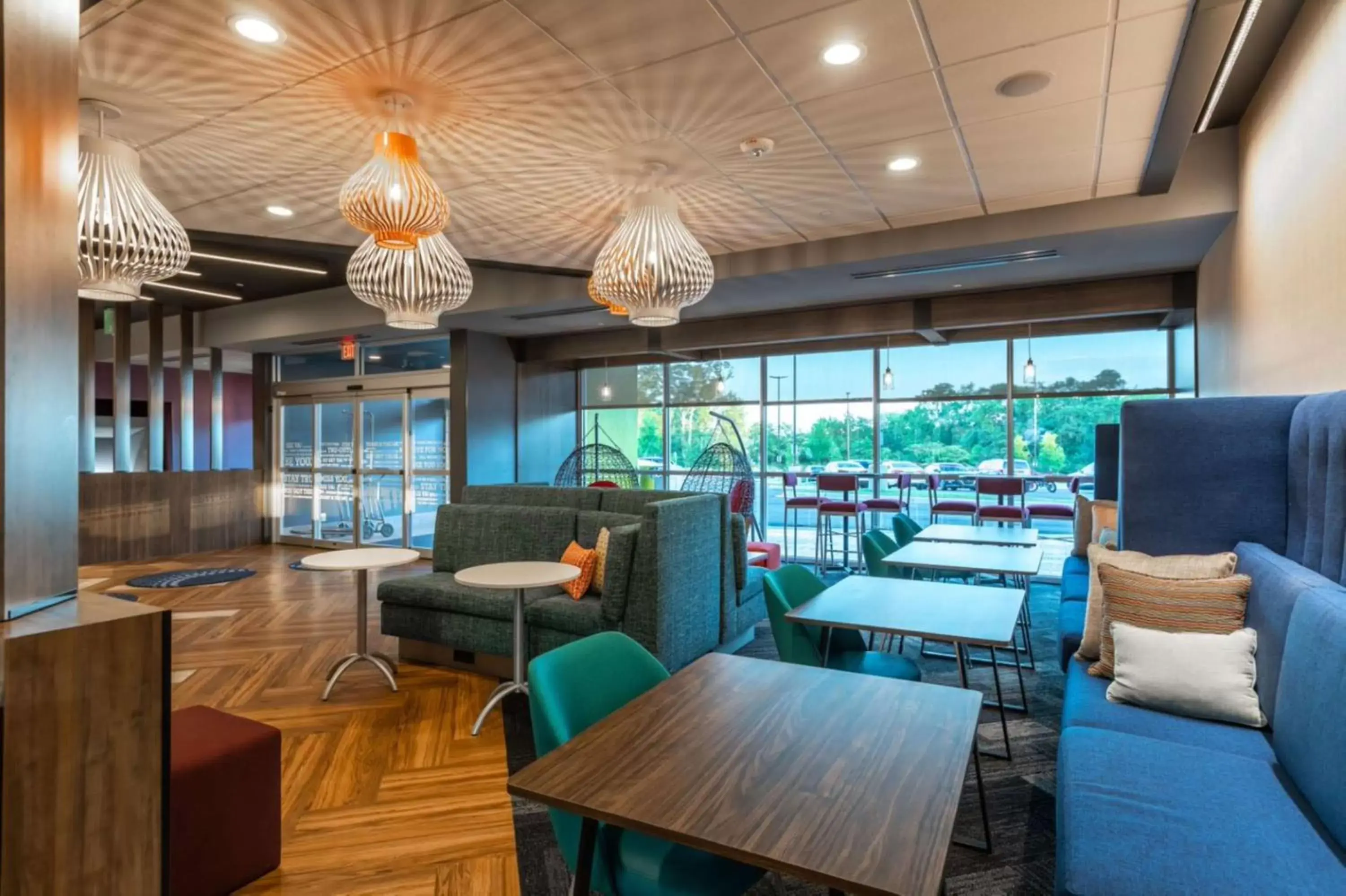 Lobby or reception, Restaurant/Places to Eat in Tru By Hilton Seneca Clemson Sc