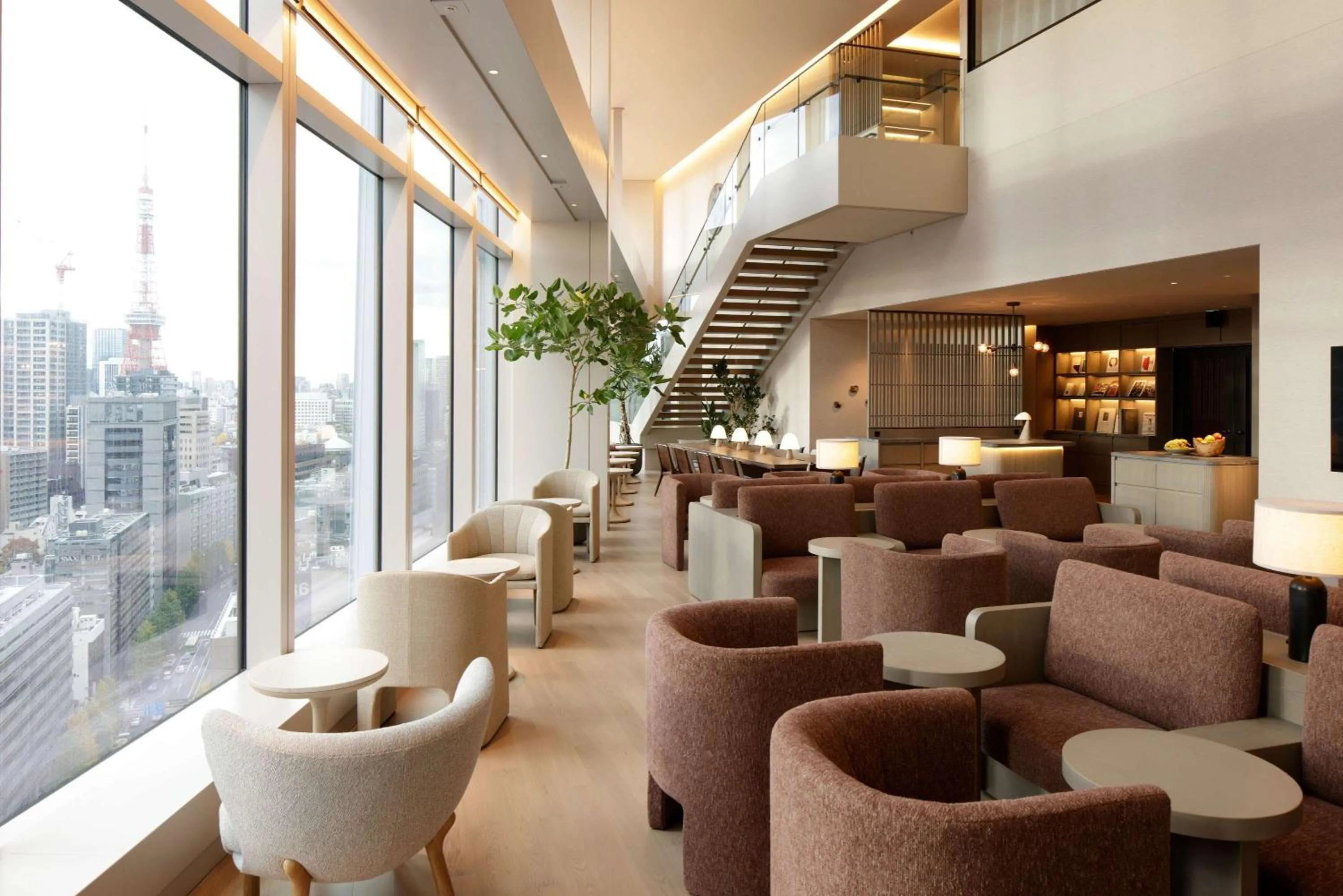 Lounge or bar in Hotel Toranomon Hills, The Unbound Collection By Hyatt