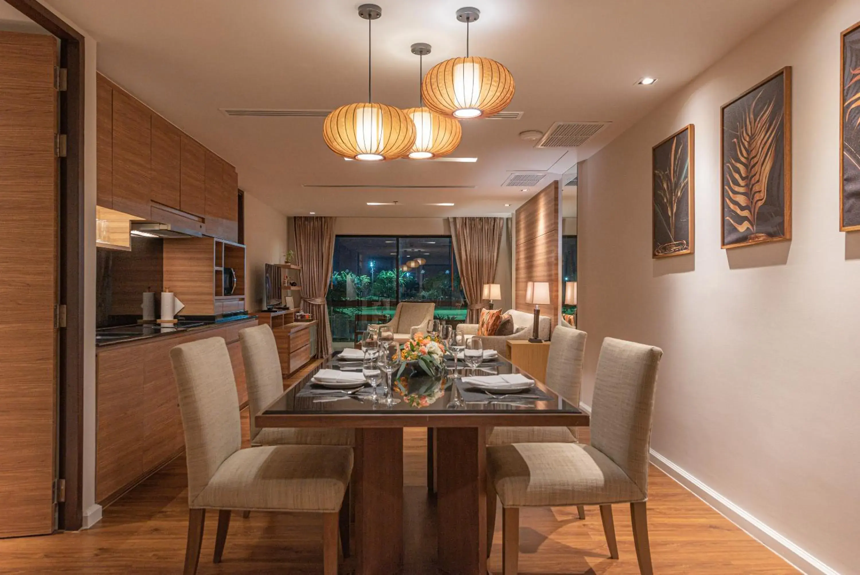 Dining area, Restaurant/Places to Eat in Summit Windmill Golf Residence