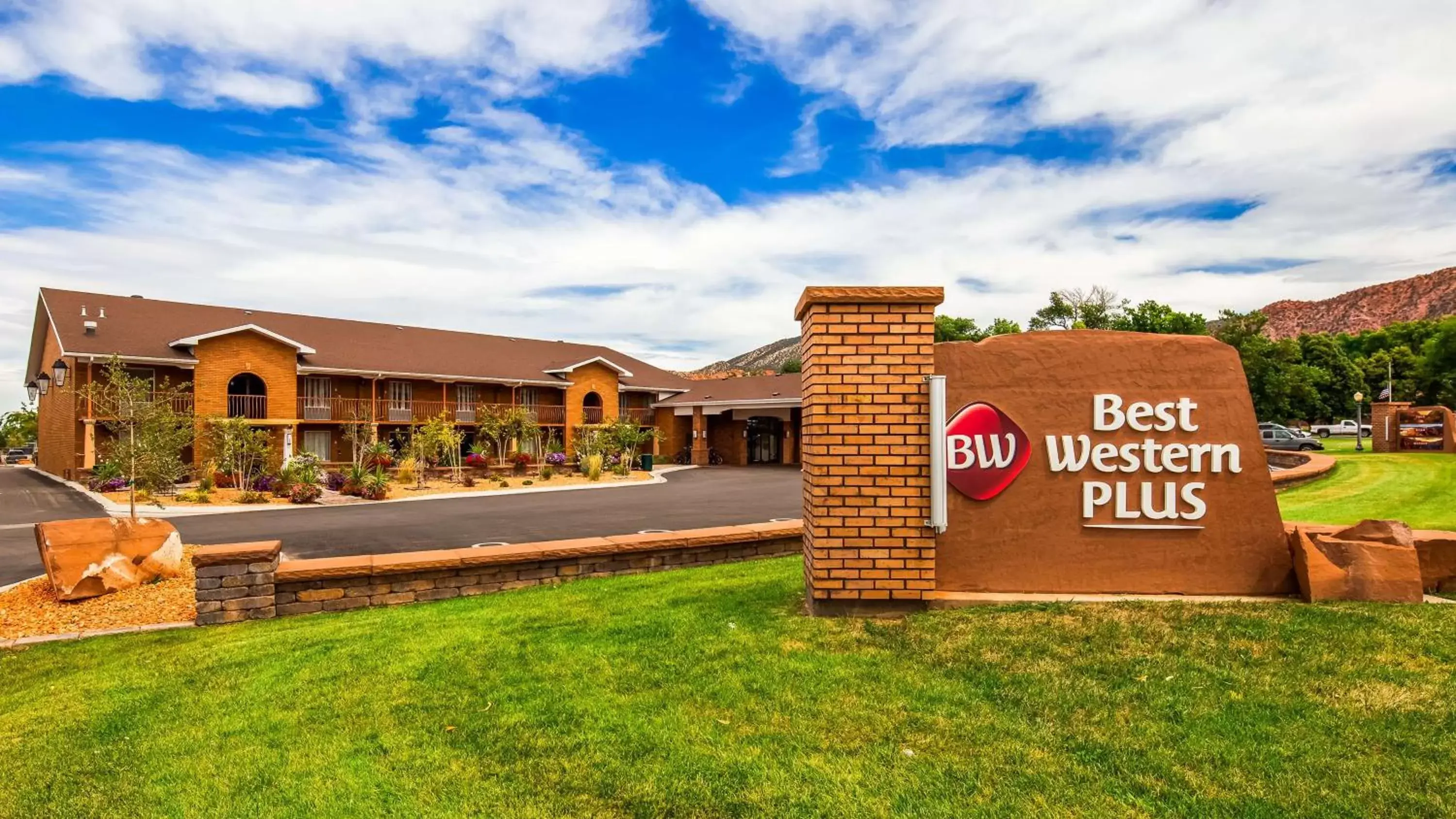 Property Building in Best Western Plus Cedar City