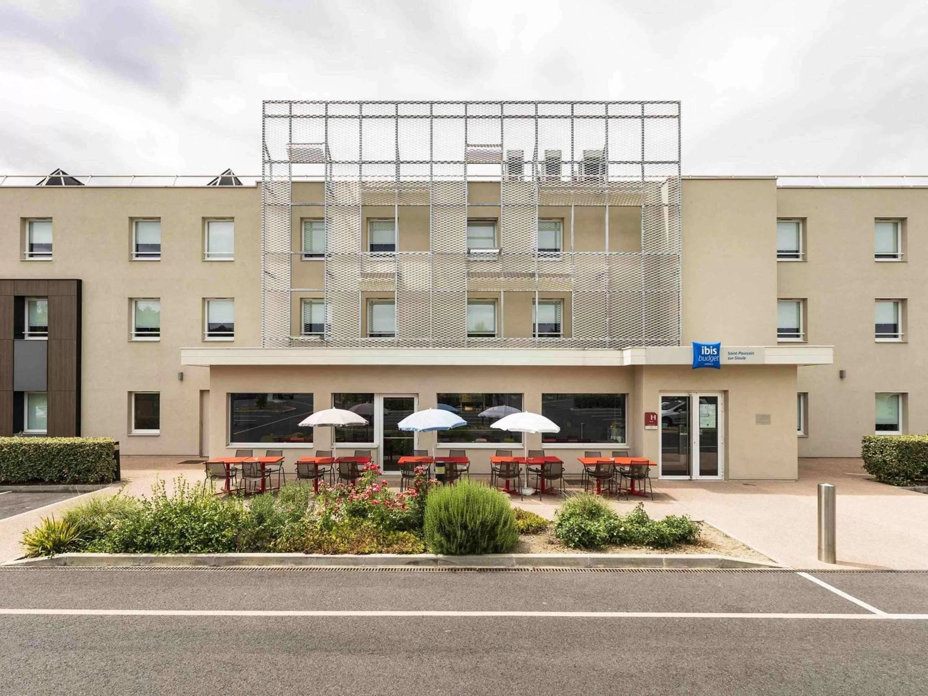 Property building in ibis budget Saint Pourcain