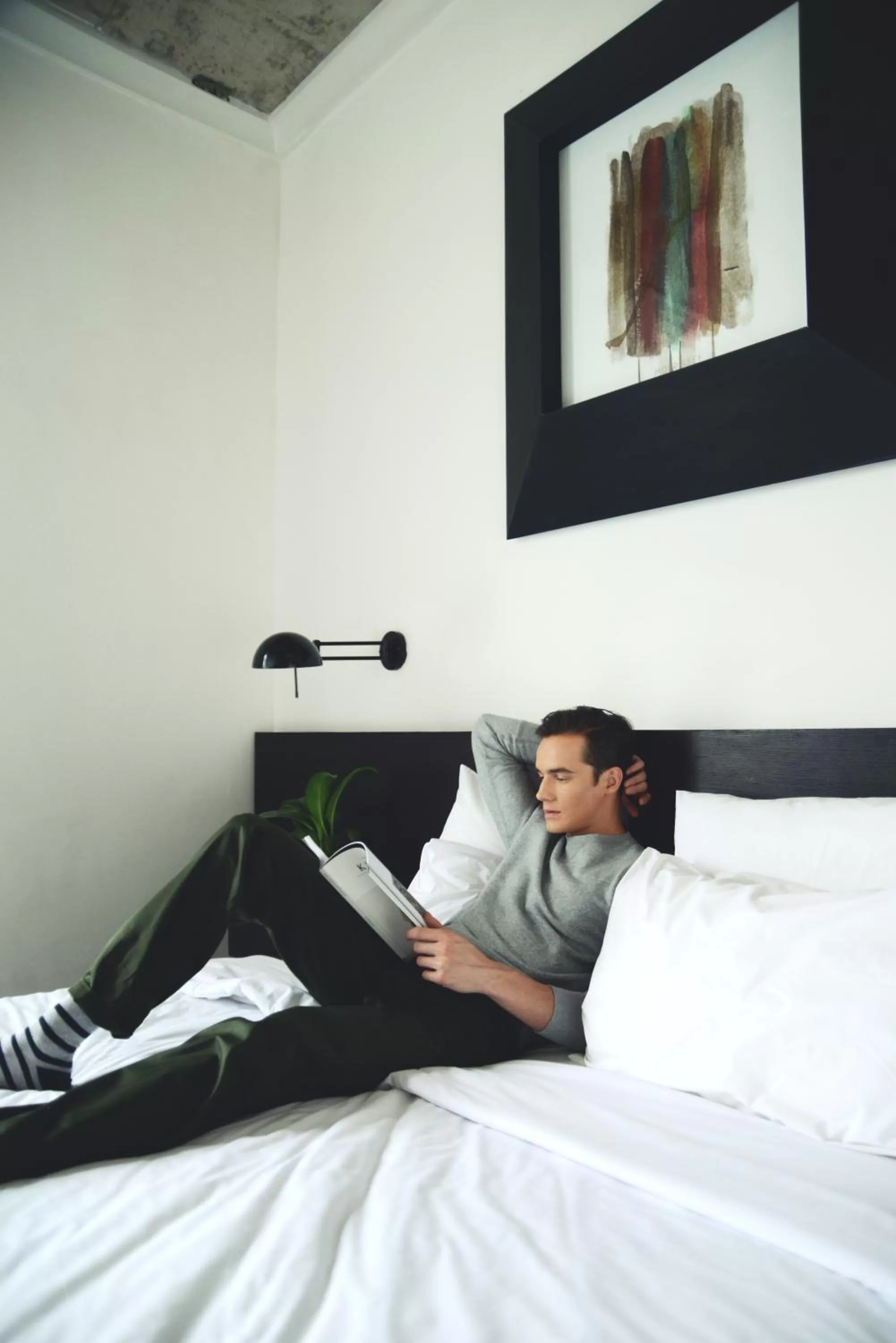 People, Bed in Morrissey Hotel