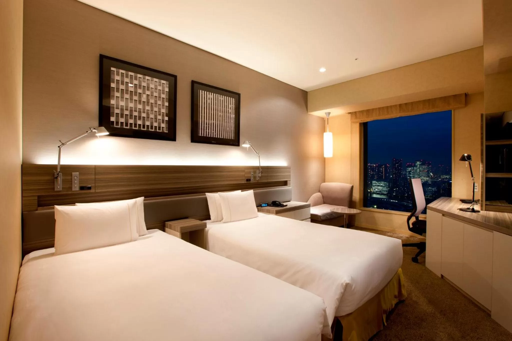 Photo of the whole room, Bed in The Royal Park Hotel Iconic Tokyo Shiodome