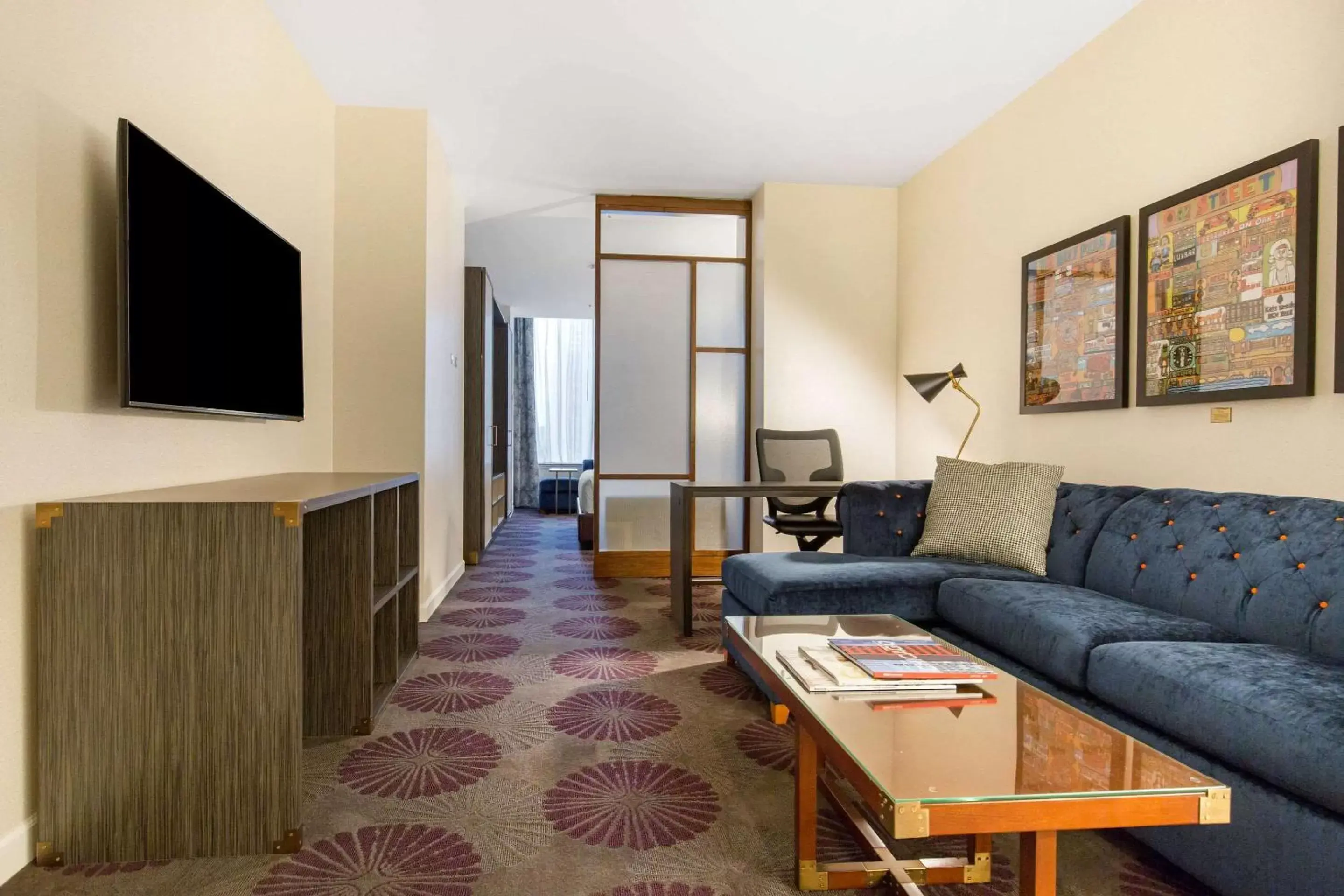 Photo of the whole room, Seating Area in The Chicago Hotel Collection Magnificent Mile