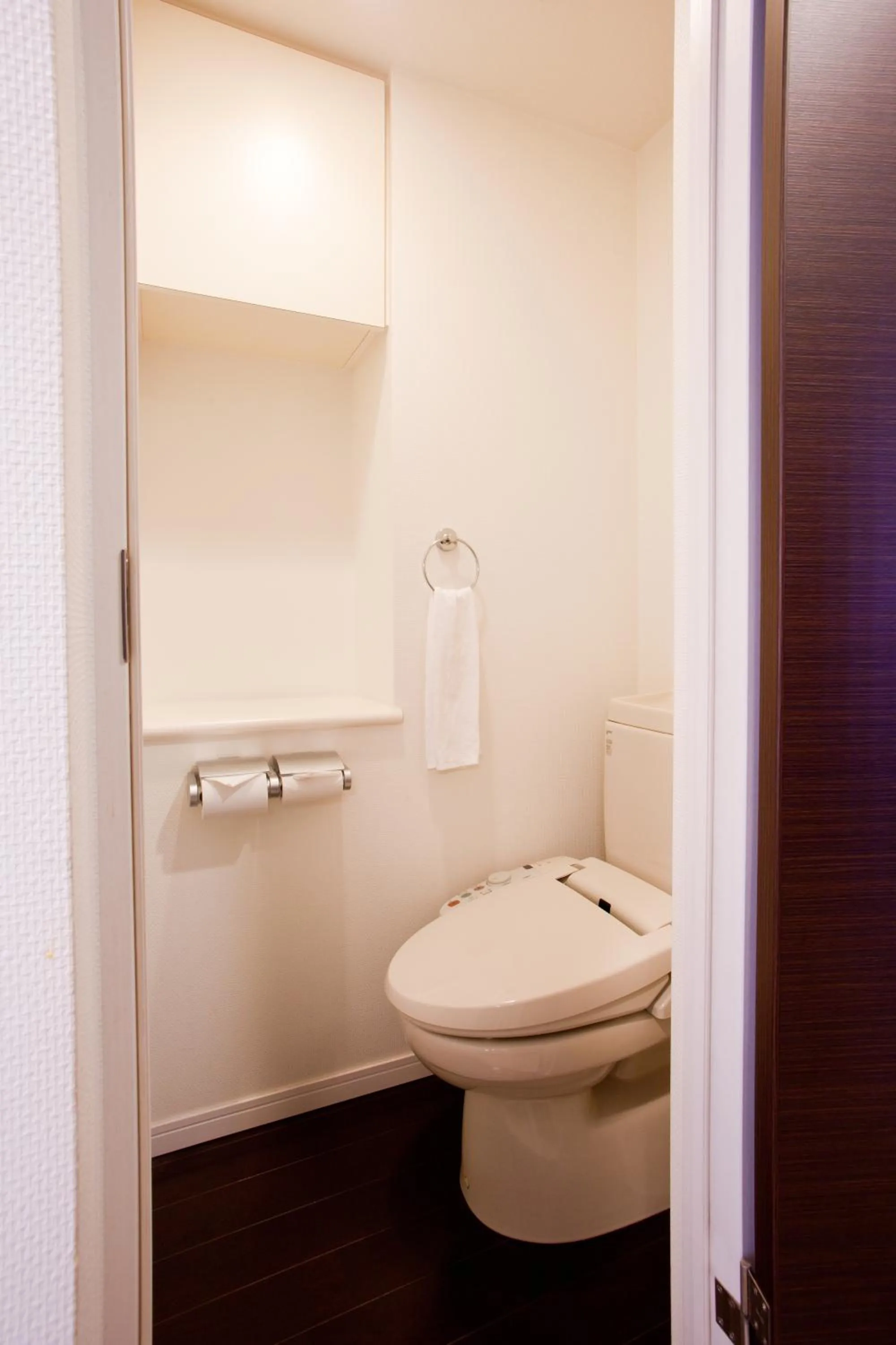 Toilet in Kuretake Inn Premium Hamamatsucho