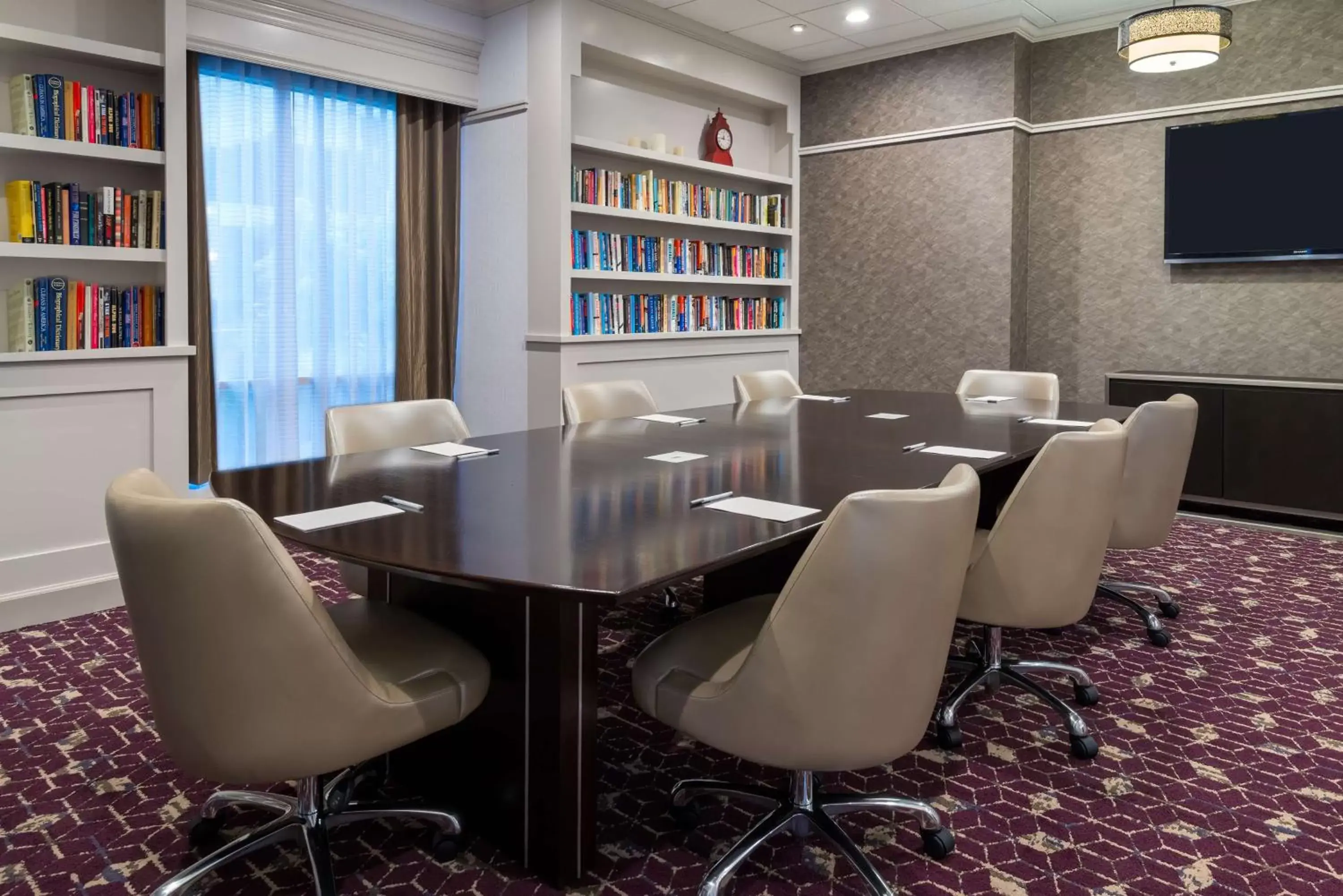 Meeting/conference room in Hampton Inn & Suites Buffalo/Downtown