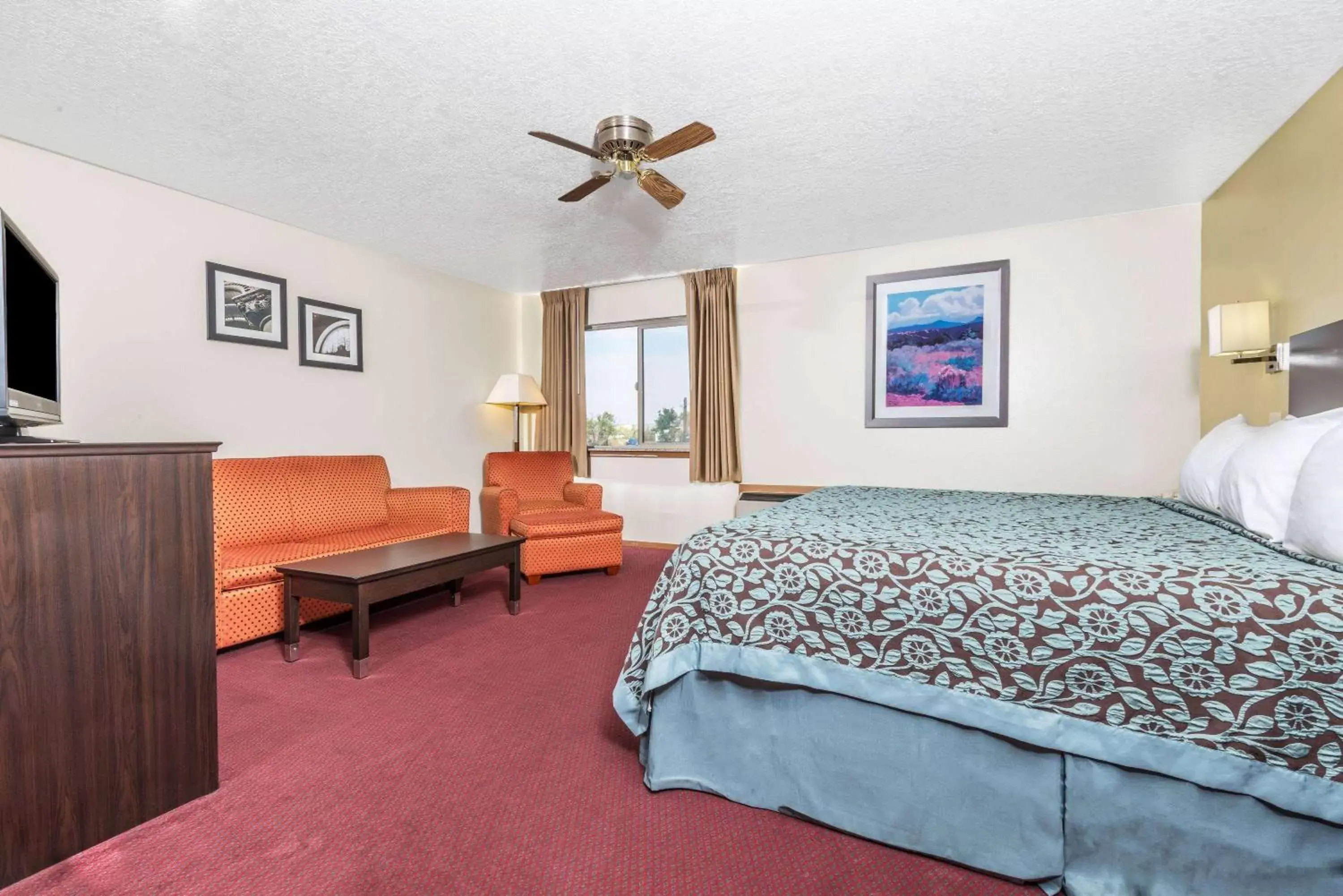 Photo of the whole room in Days Inn by Wyndham Pueblo