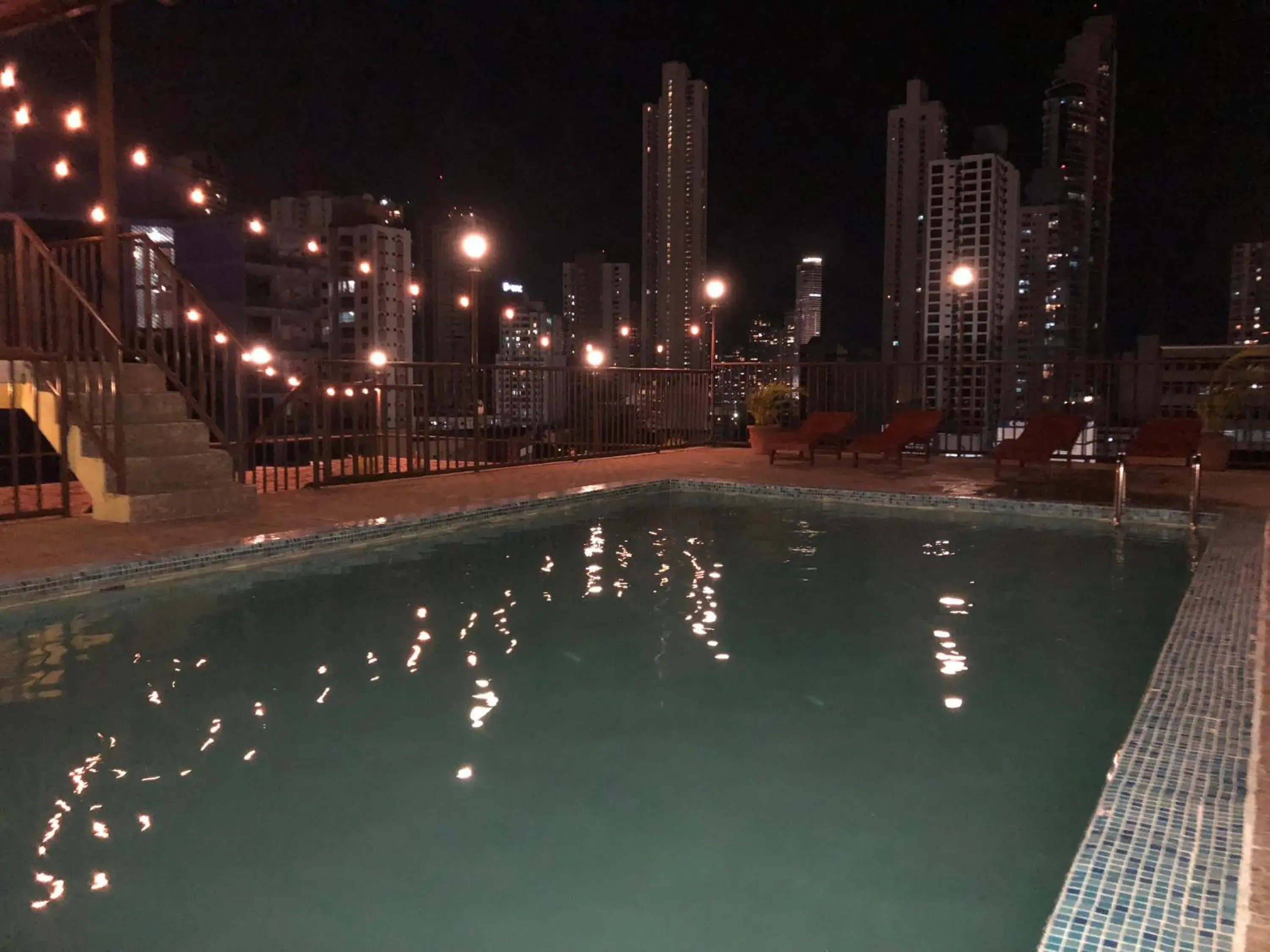 Swimming Pool in Hotel Costa Inn