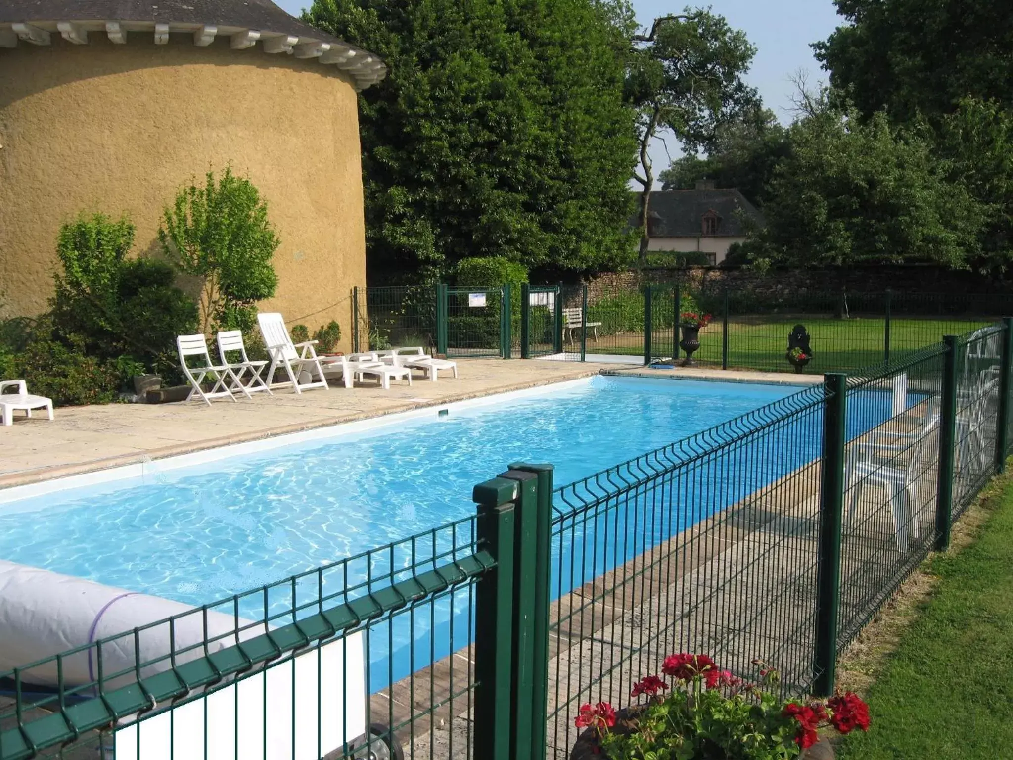 Pool view, Swimming Pool in Château du Golf de la Freslonnière