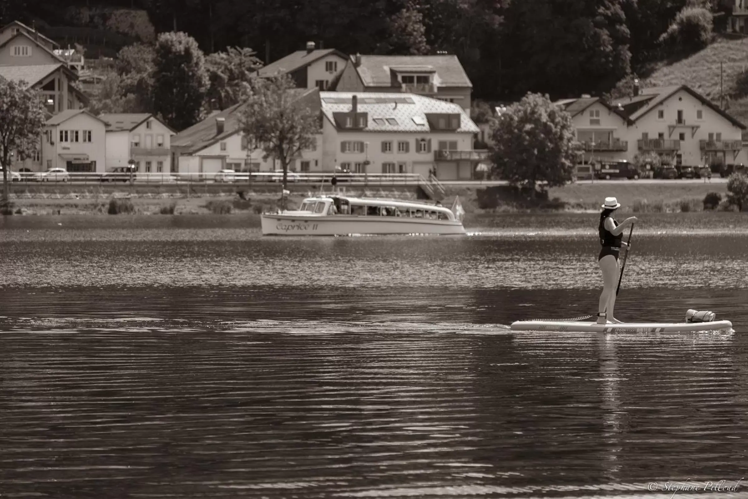 People in HOTEL de la Truite & SPA Le petit Nautilus