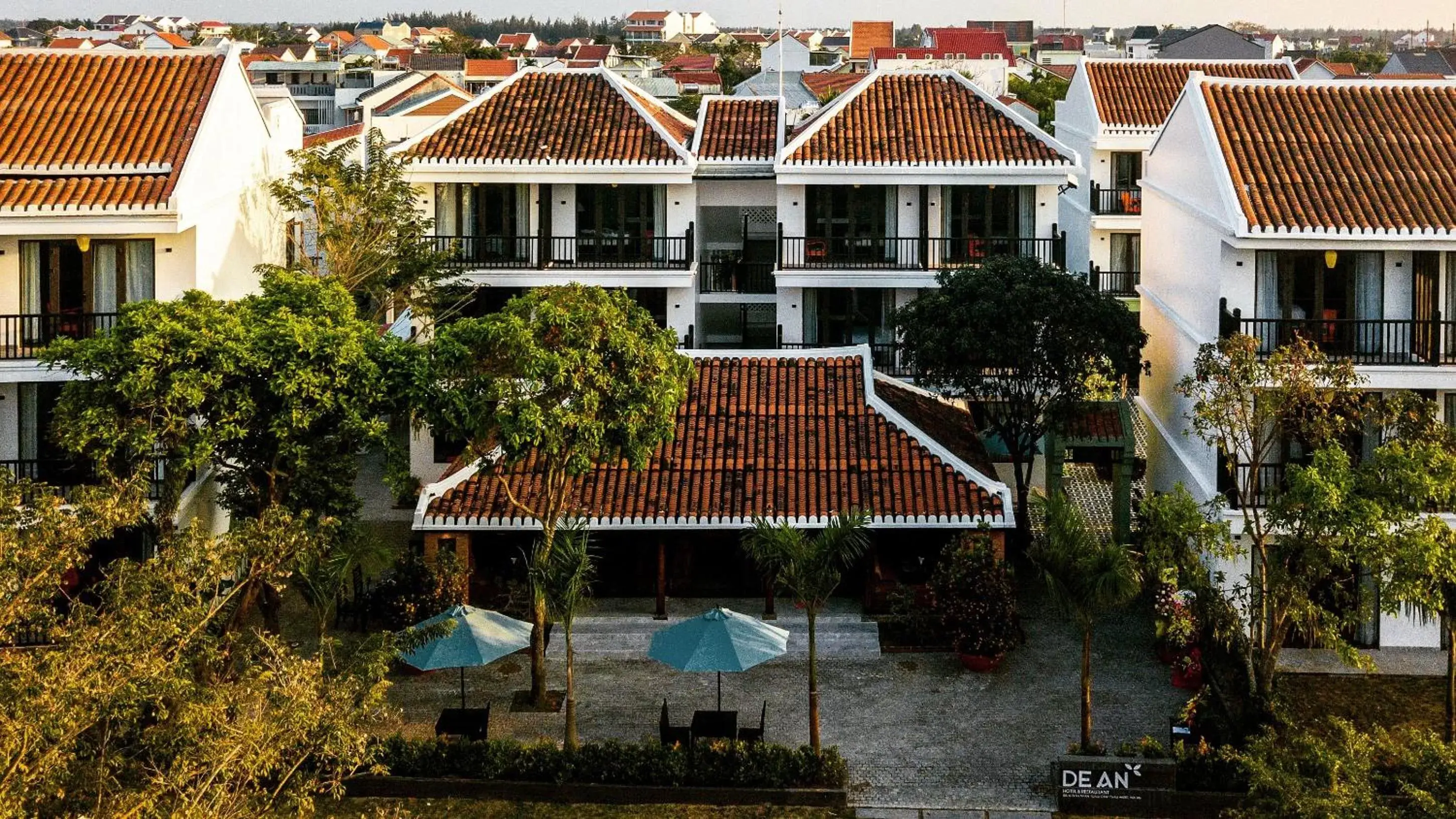 Garden, Property Building in De An Hotel