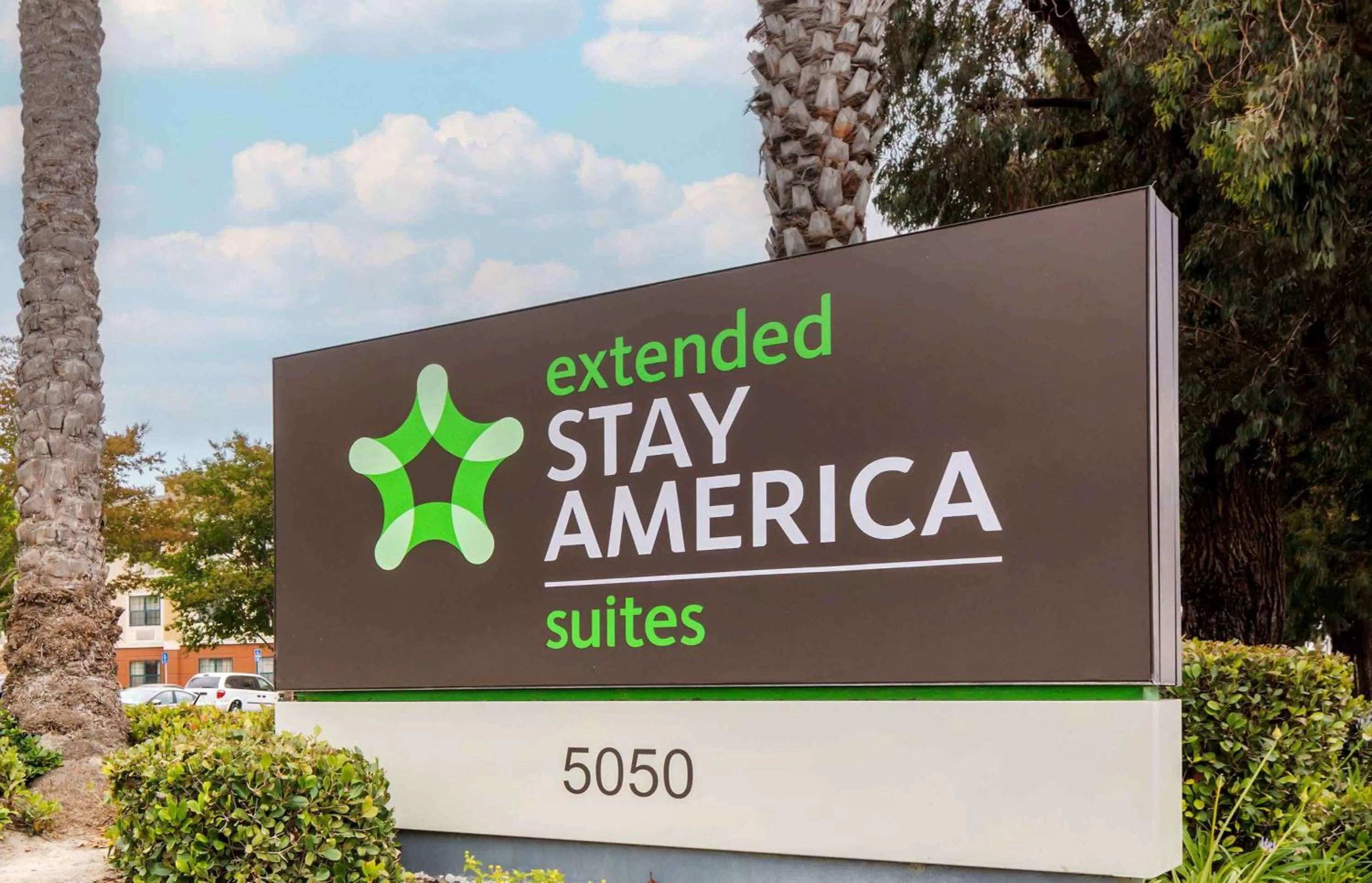 Property building in Extended Stay America Suites - Orange County - Huntington Beach