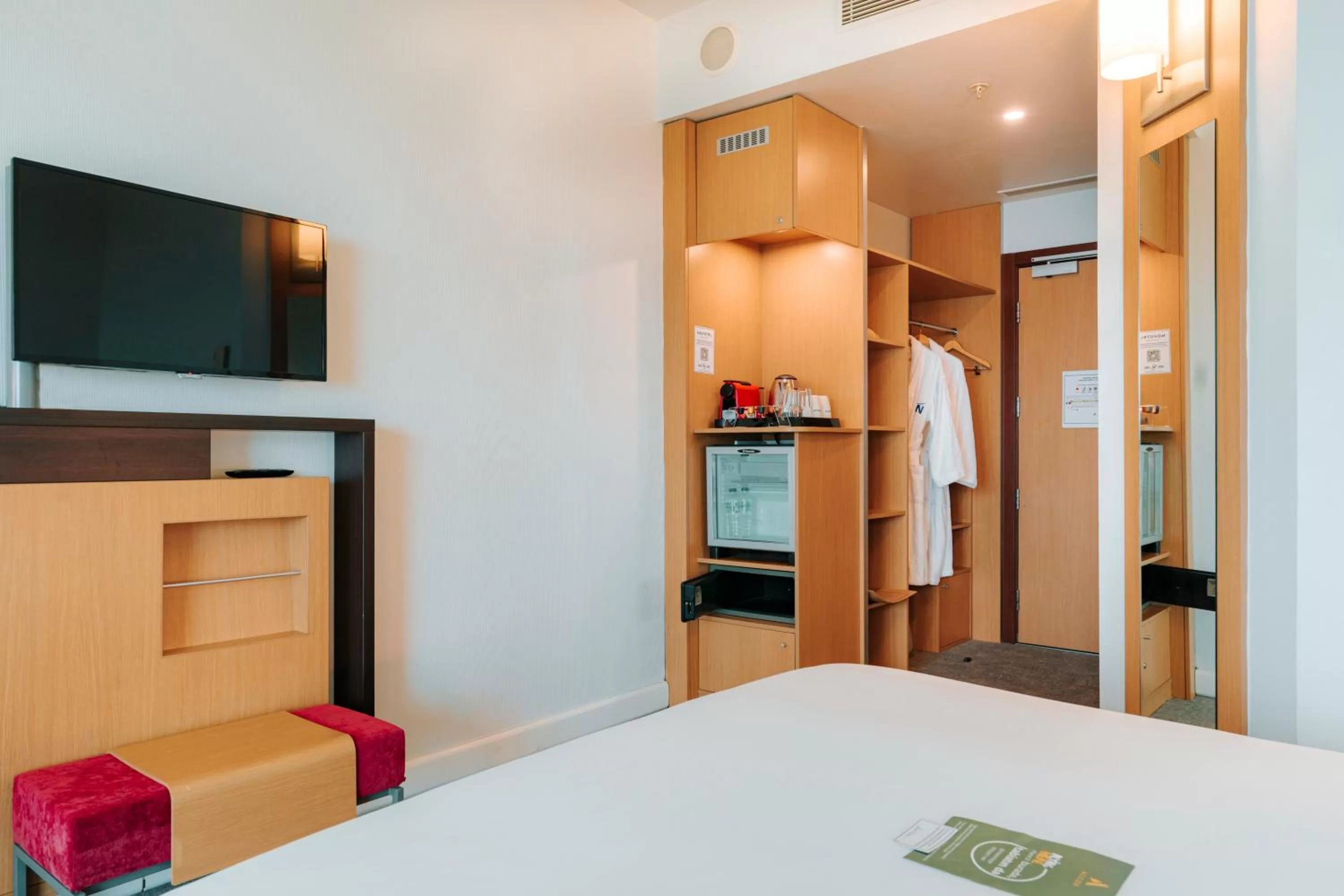 Bed in Novotel Trabzon