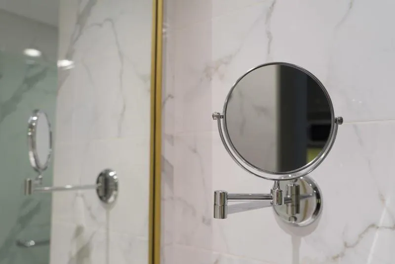 Shower in Barito Mansion