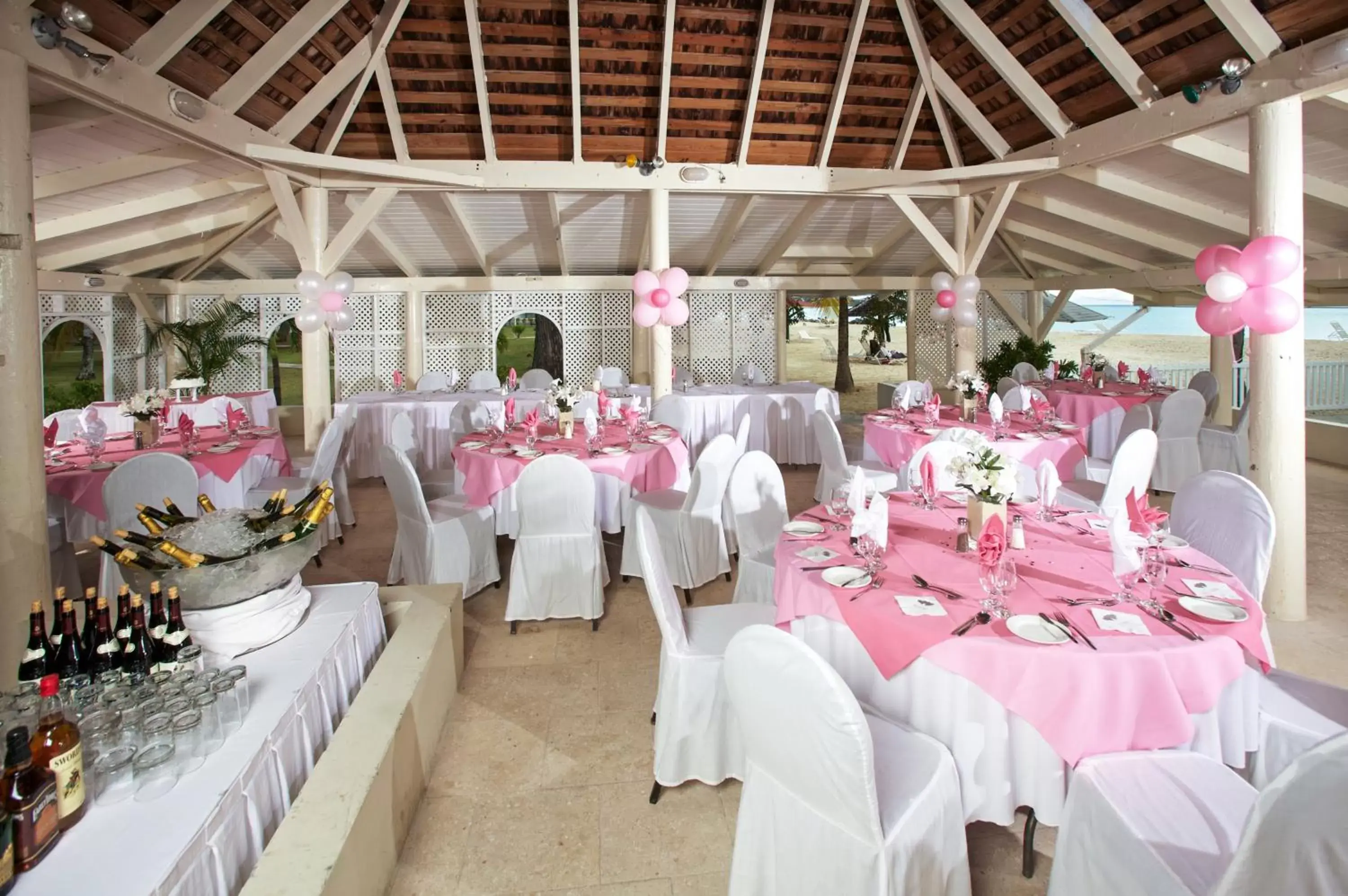 Banquet/Function facilities, Banquet Facilities in Jolly Beach Antigua - All Inclusive