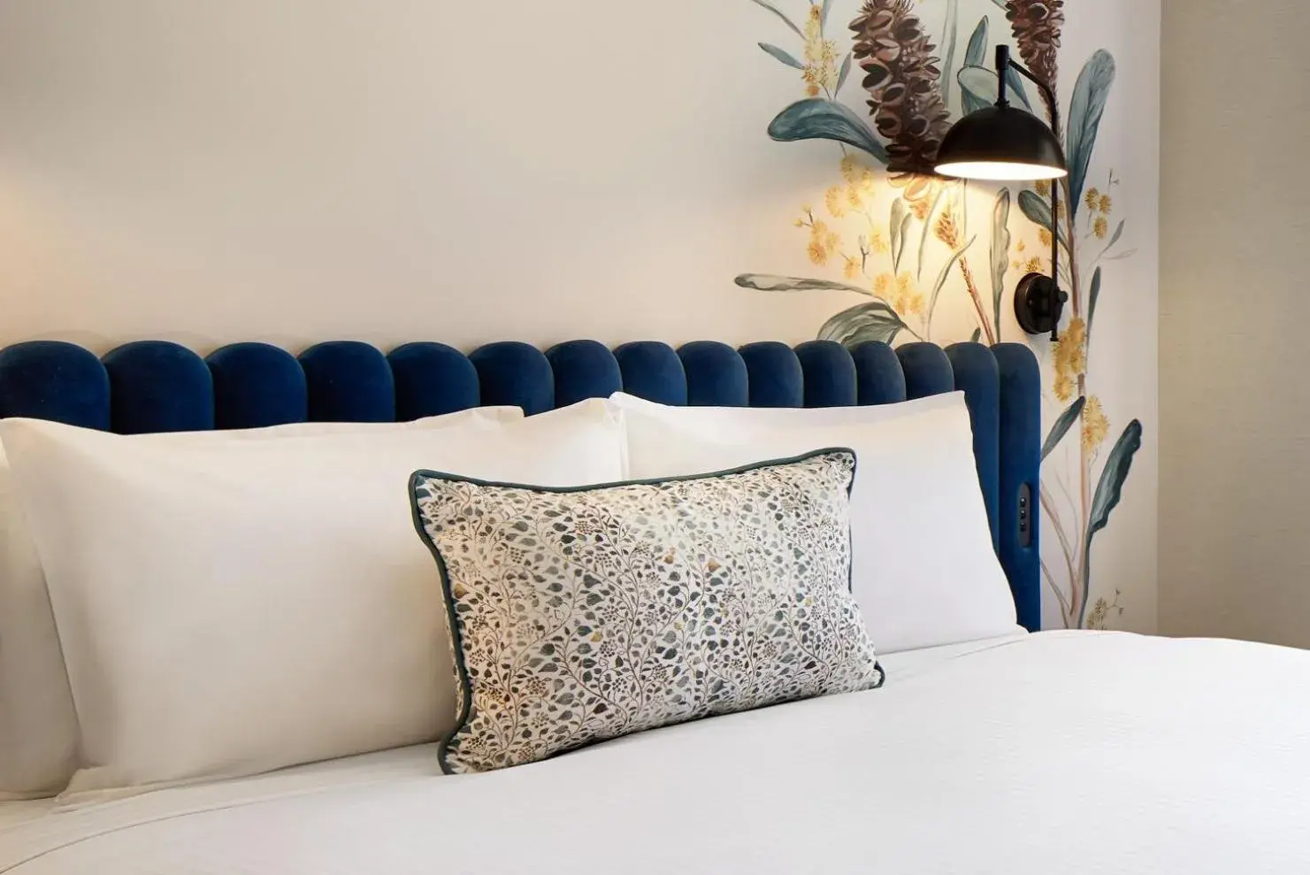 Superior King Room - Non-Smoking in Aiden by Best Western @ Darling Harbour Superior King Room - Non-Smoking in Aiden by Best Western @ Darling Harbour