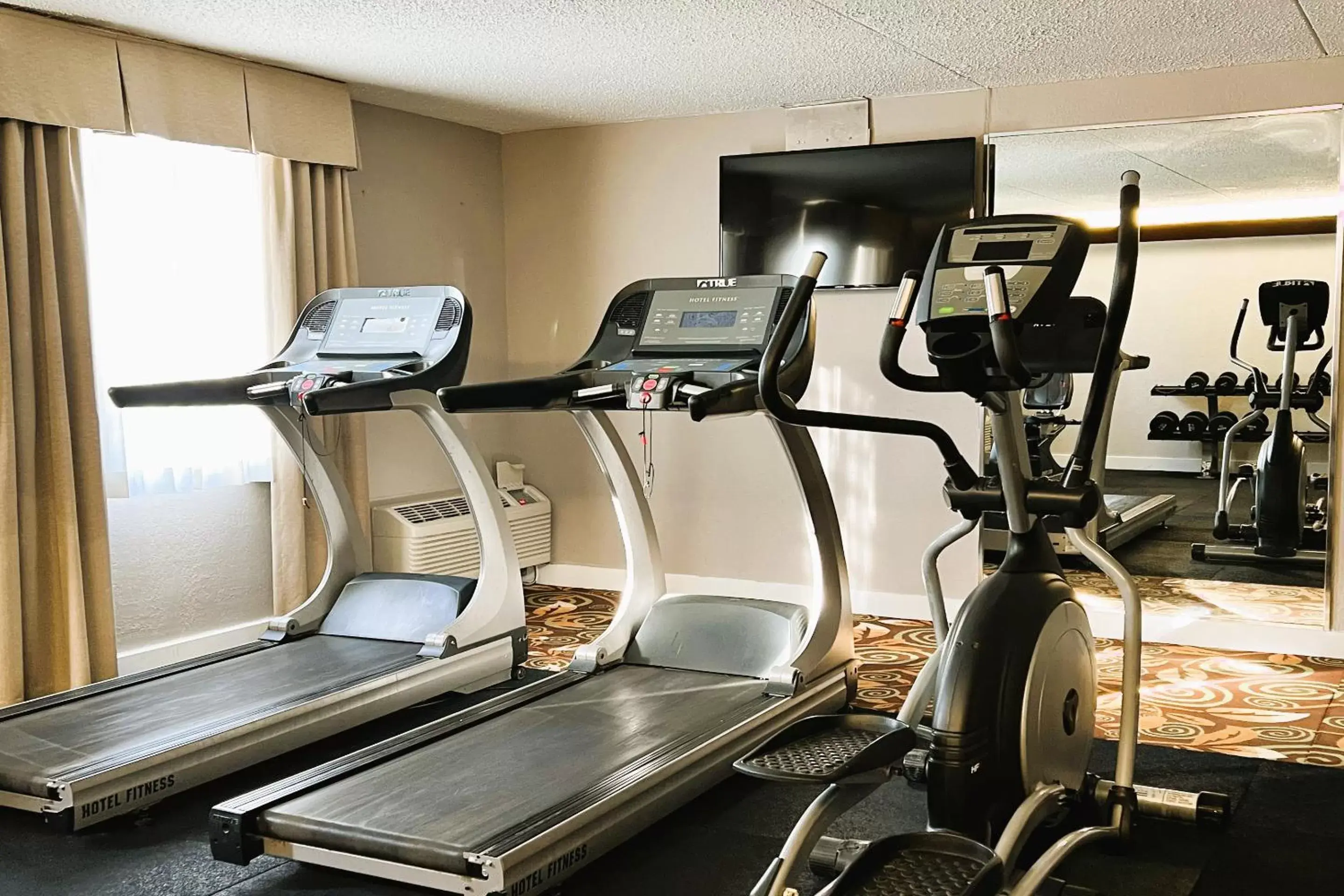 Fitness centre/facilities, Fitness Center/Facilities in The Plaza On The Pike Hotel Atlantic City West by OYO