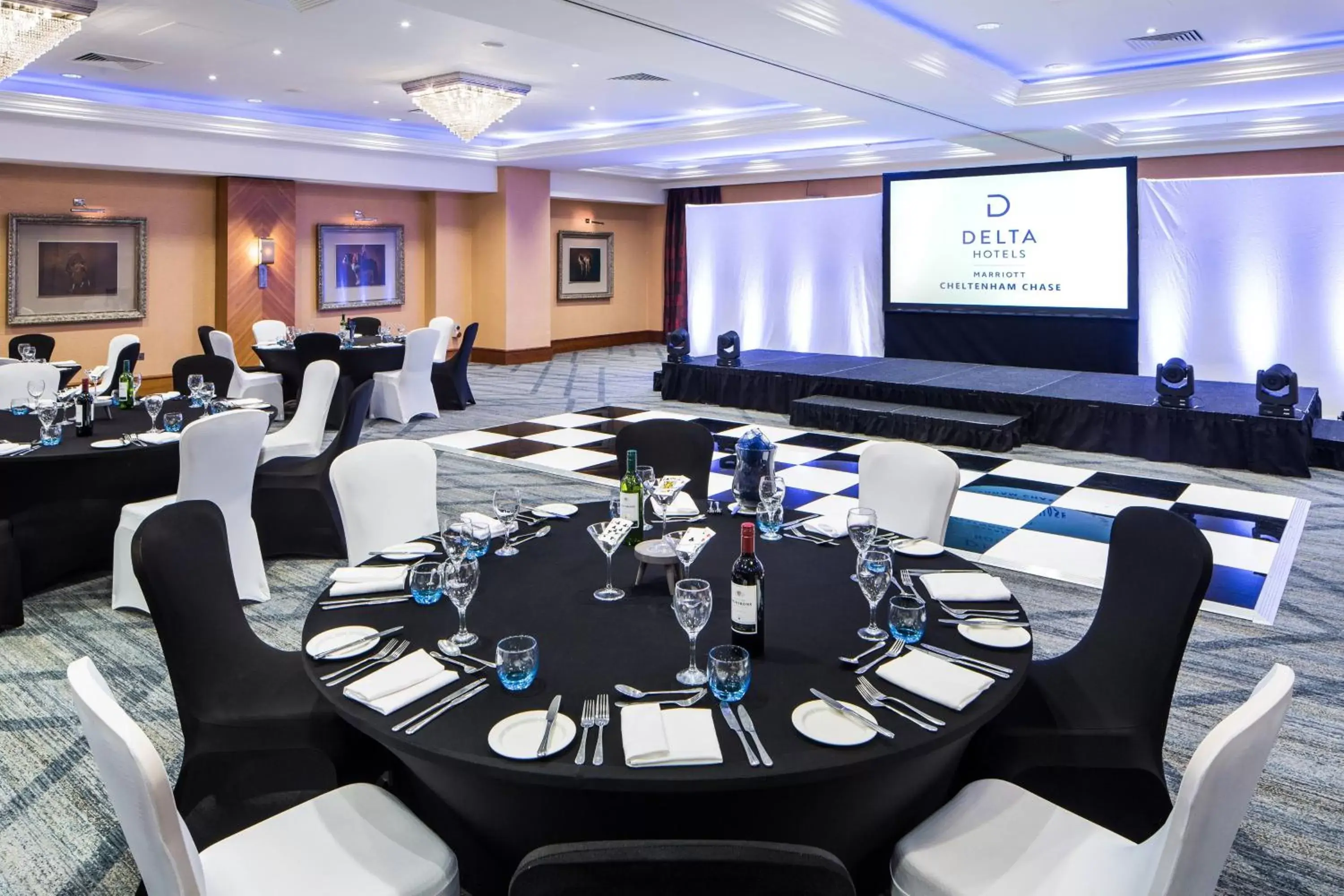 Meeting/conference room in Delta Hotels by Marriott Cheltenham Chase