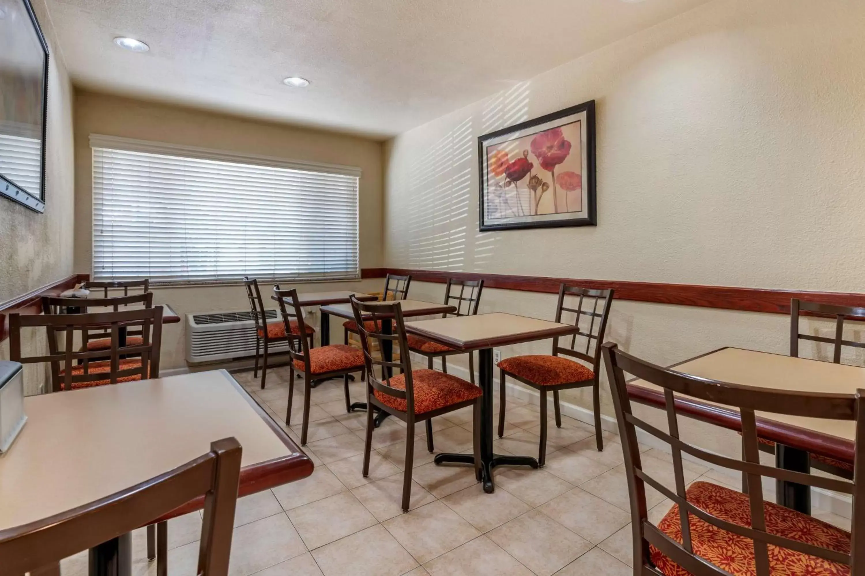 Restaurant/Places to Eat in Best Western Town House Lodge