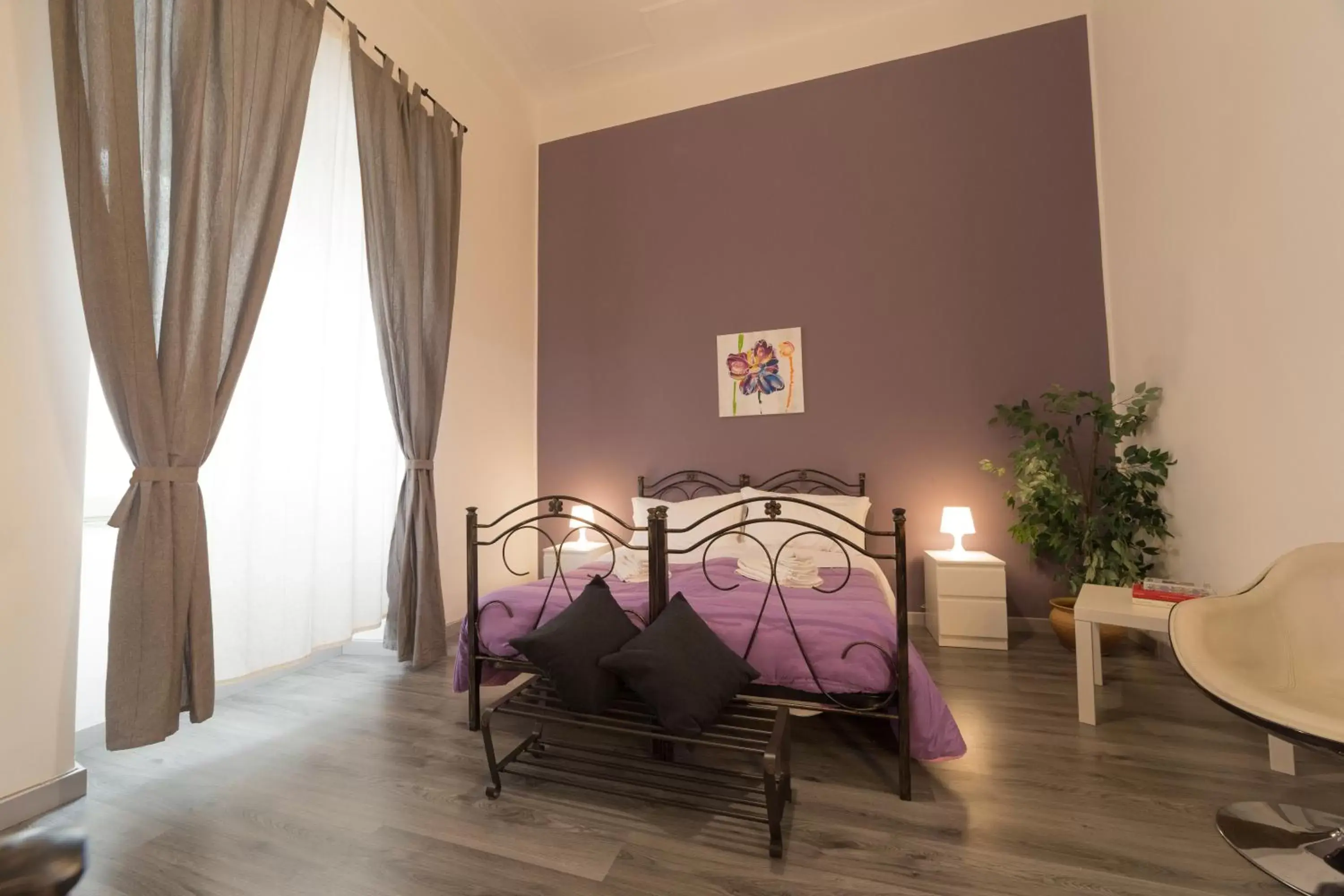 Bedroom, Dining Area in Tra L'Etna E Il Mare B&B