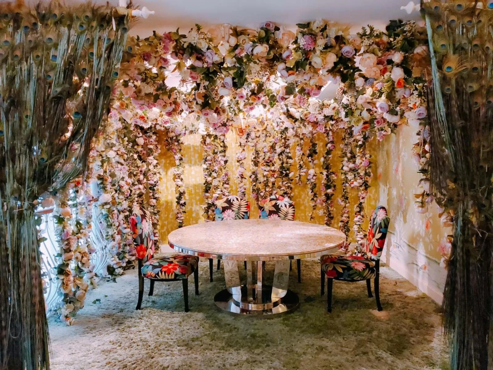 Meeting/conference room in The Luxe Manor