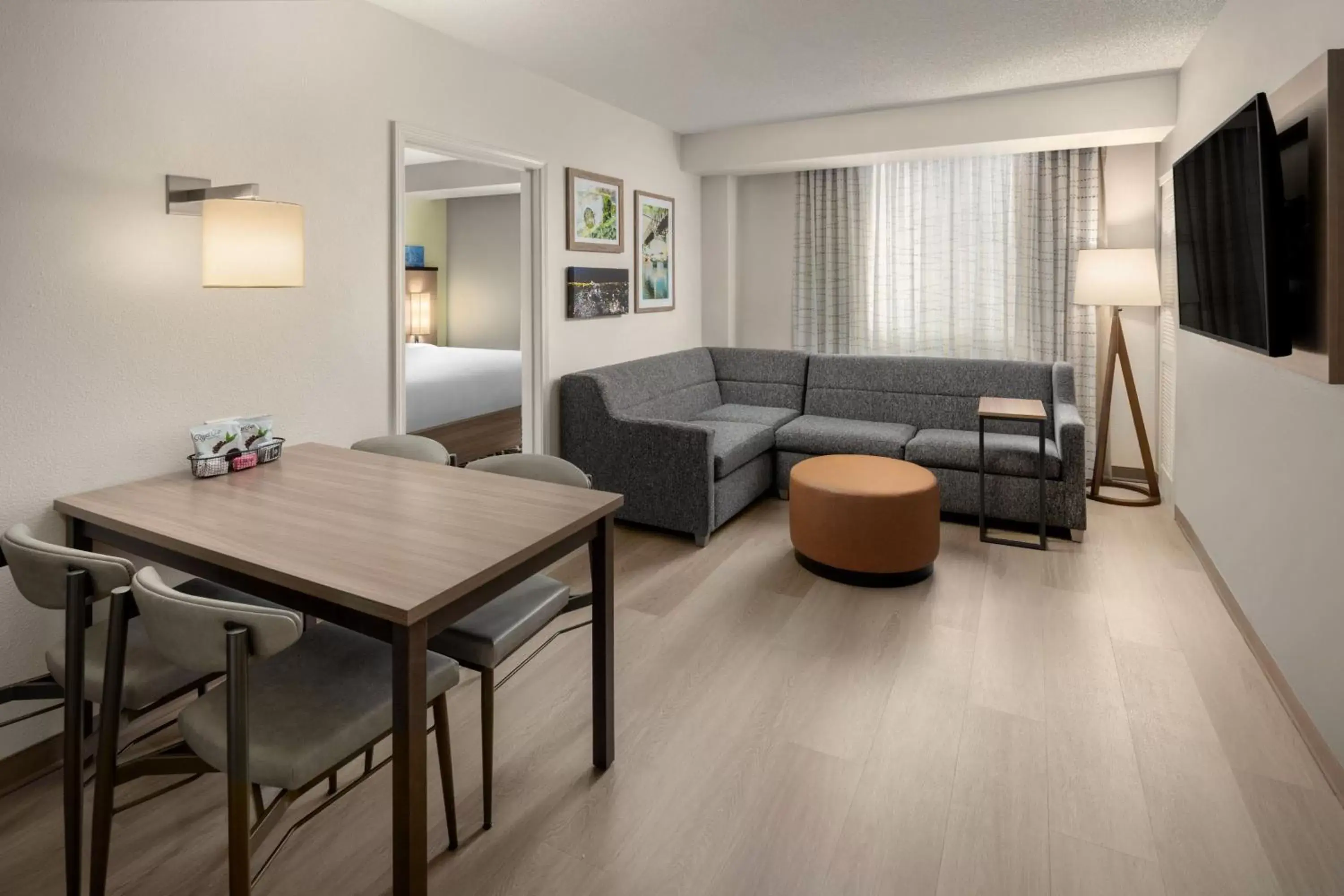 Living room, Seating Area in Residence Inn Portland Downtown/RiverPlace