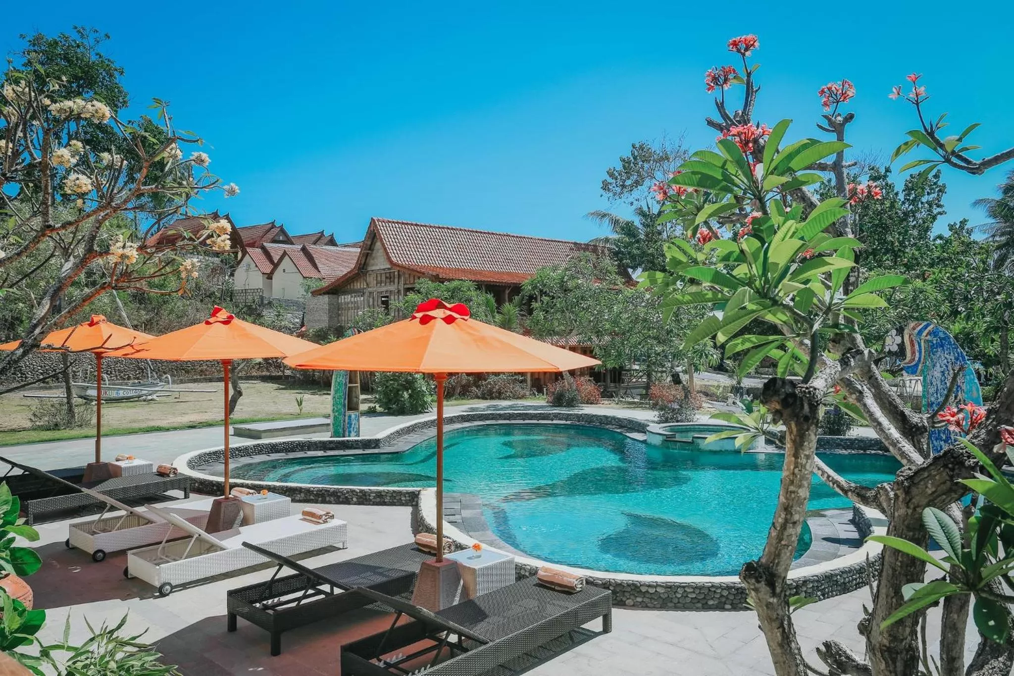 Swimming pool in Jukung Cottage