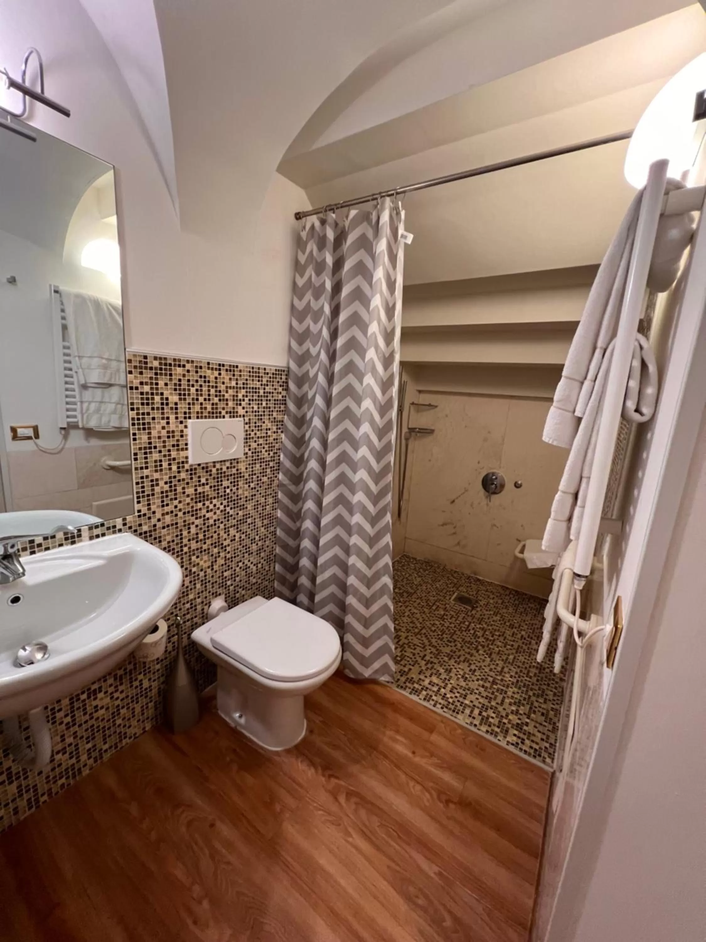 Bathroom in Ruzzini Palace Hotel