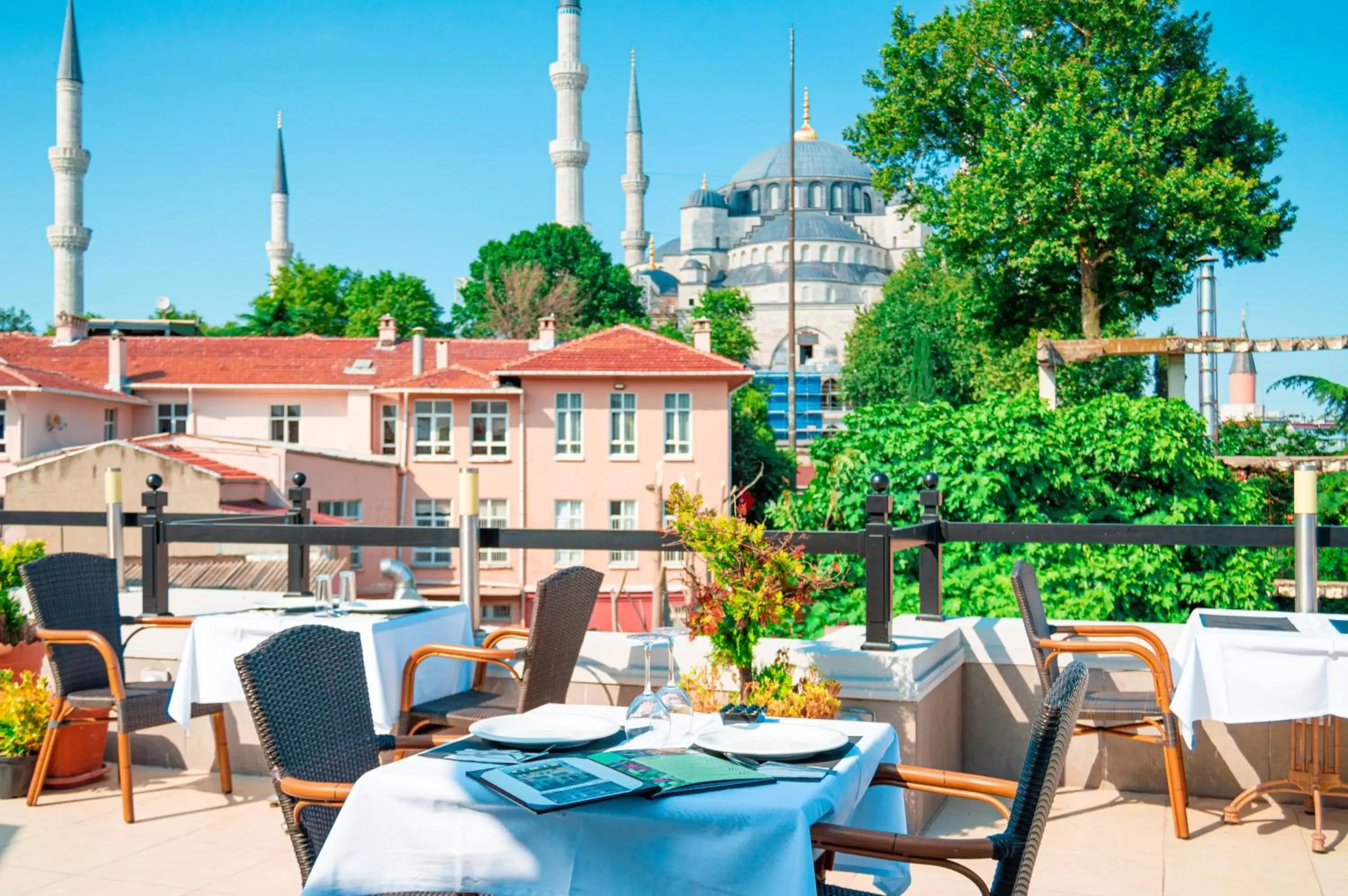 Patio, Restaurant/Places to Eat in Sarnic Hotel & Sarnic Premier Hotel(Ottoman Mansion)