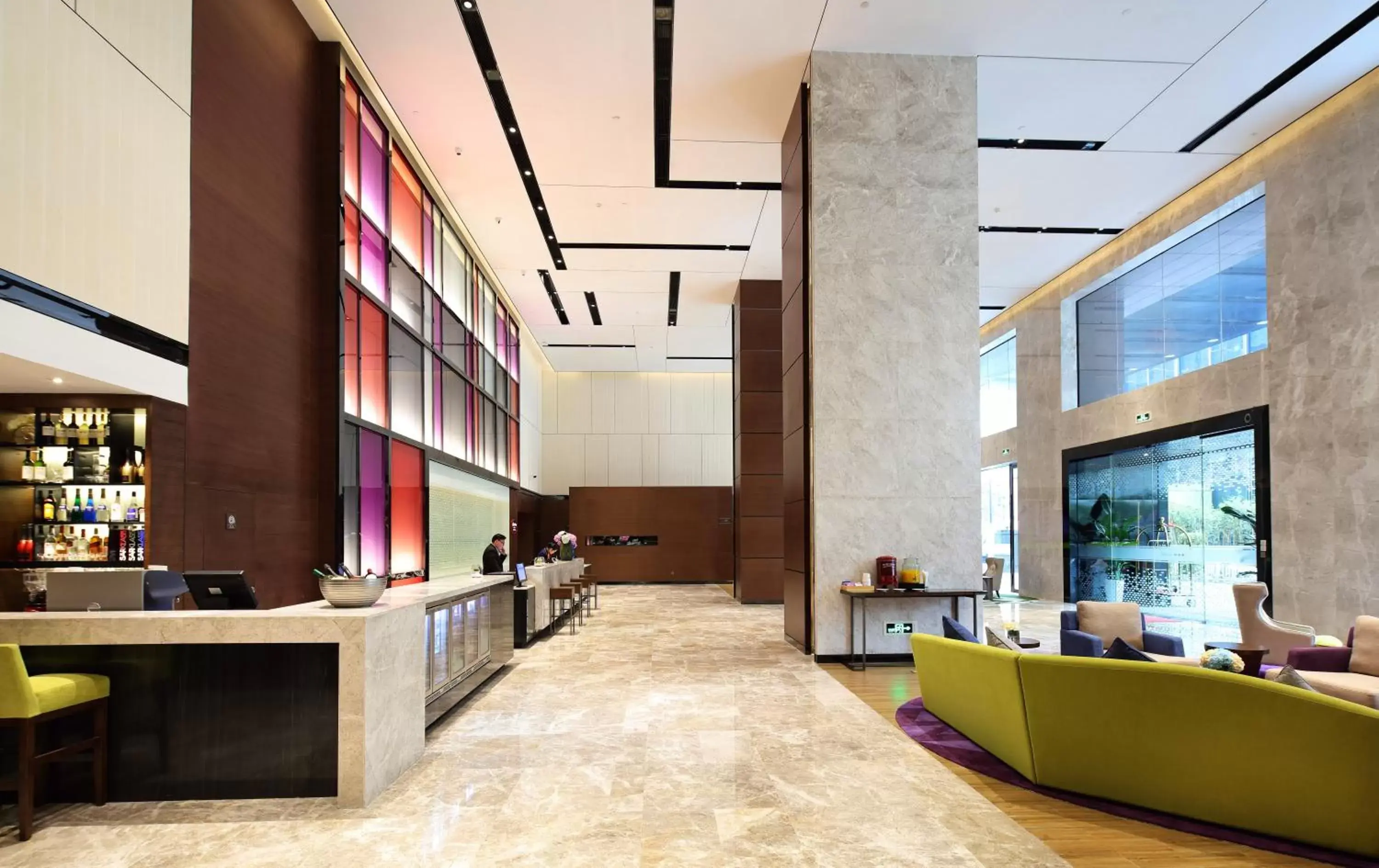 Lobby/Reception in Hampton by Hilton Guangzhou Zhujiang New Town