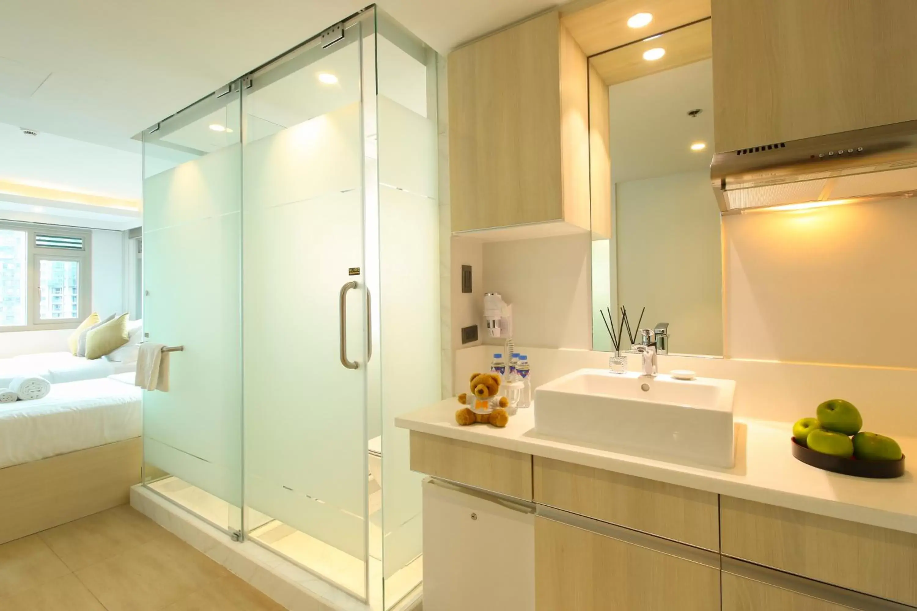Bedroom, Bathroom in The Mini Suites - Eton Tower Makati